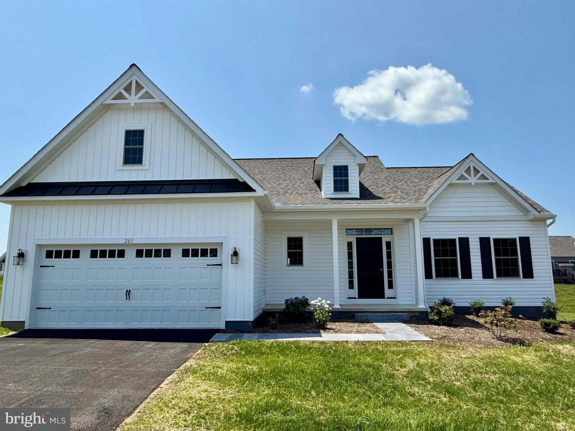 Property Slideshow image 1 of 41 | 261 buckingham st qd 122 (greenwich), Oxford, PA, 19363