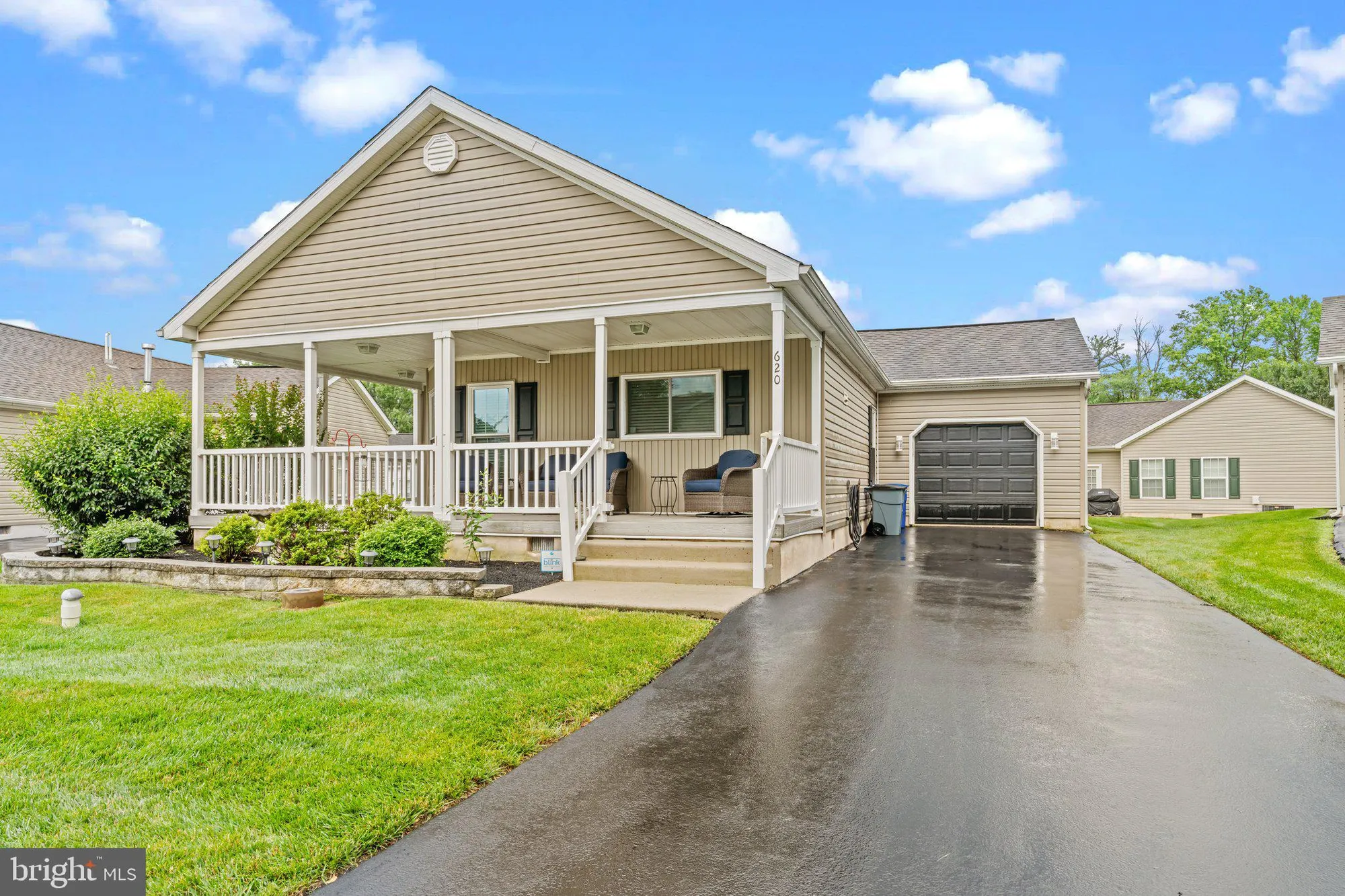 Property Slideshow image 3 of 32 | 620 eucalyptus way, Blue Bell, PA, 19422