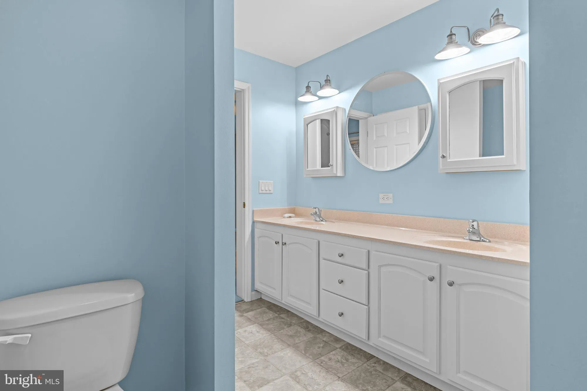 Property Slideshow image 26 of 32 | 620 eucalyptus way, Blue Bell, PA, 19422