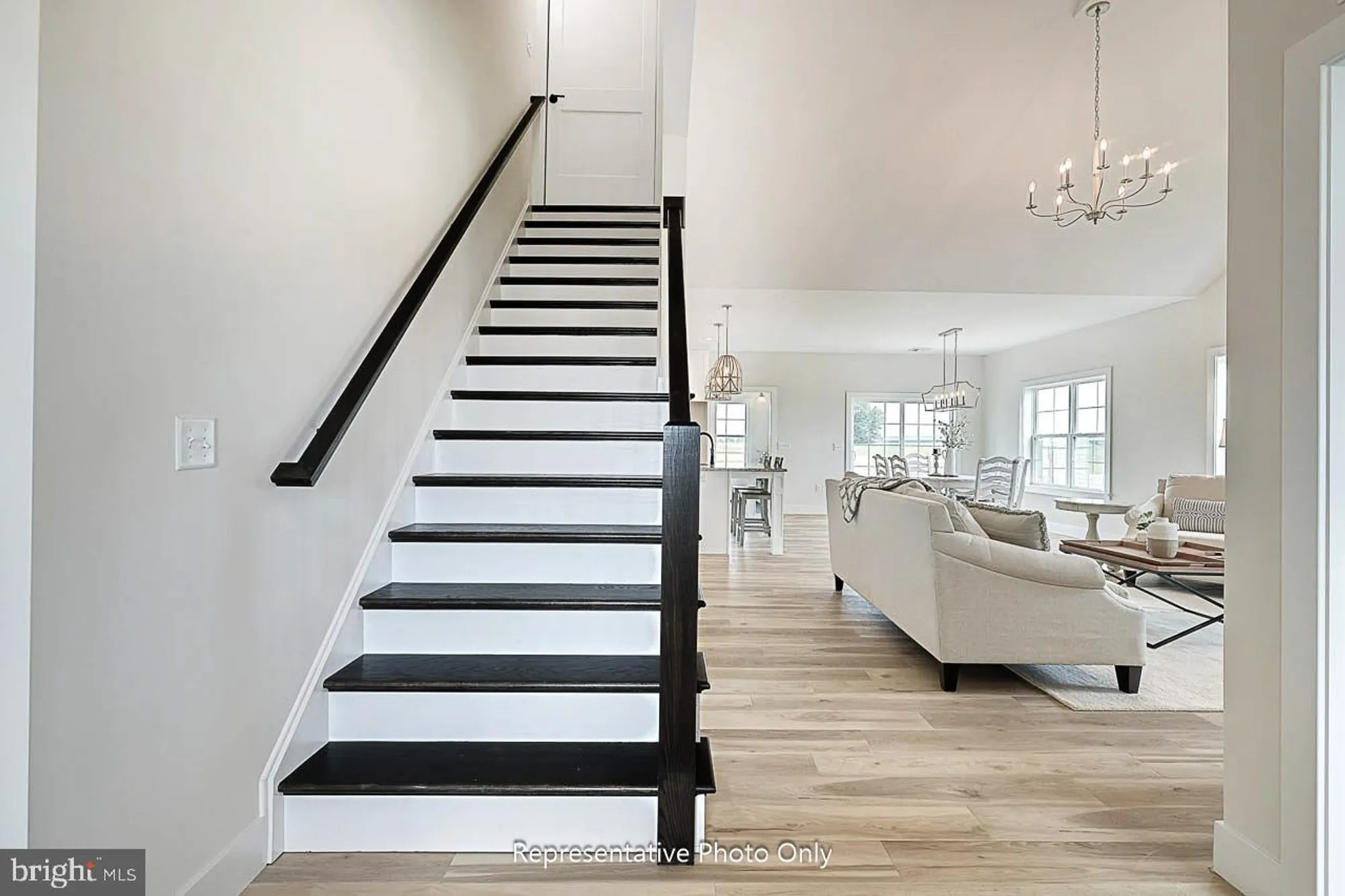 Property Slideshow image 5 of 30 | 504 hamilton ln, Annville, PA, 17003