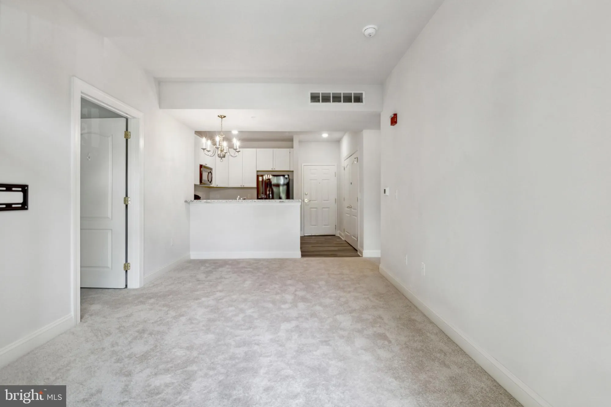 Property Slideshow image 30 of 32 | 3000 fountainview cir # 3311, Newark, DE, 19713