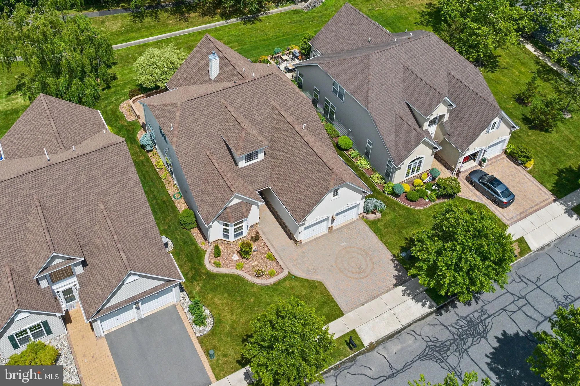 Property Slideshow image 4 of 39 | 37 monte carlo dr, Hamilton, NJ, 08691