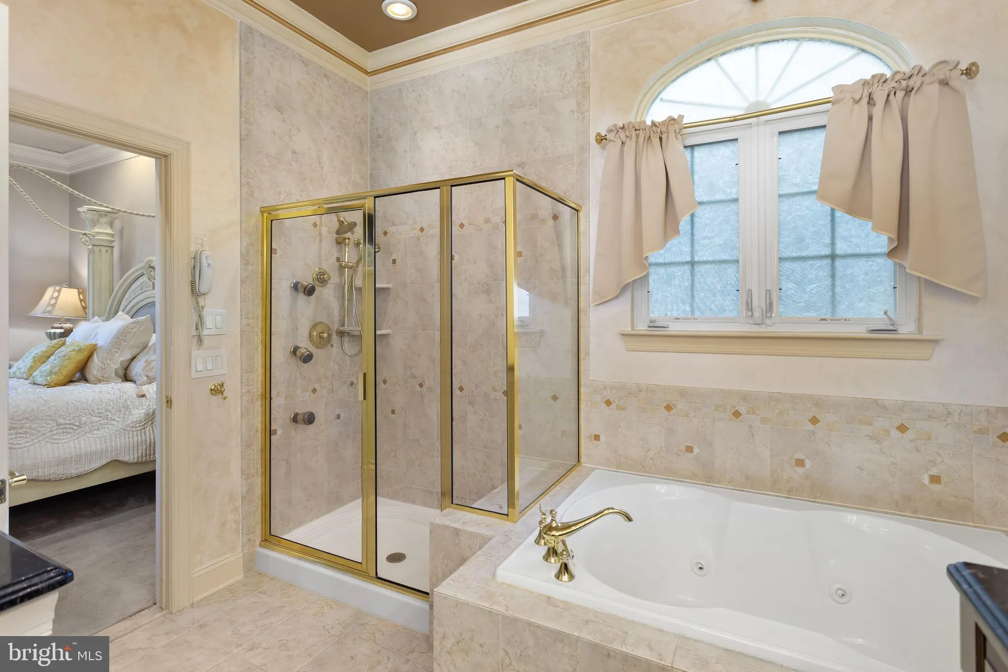 Property Slideshow image 17 of 39 | 37 monte carlo dr, Hamilton, NJ, 08691