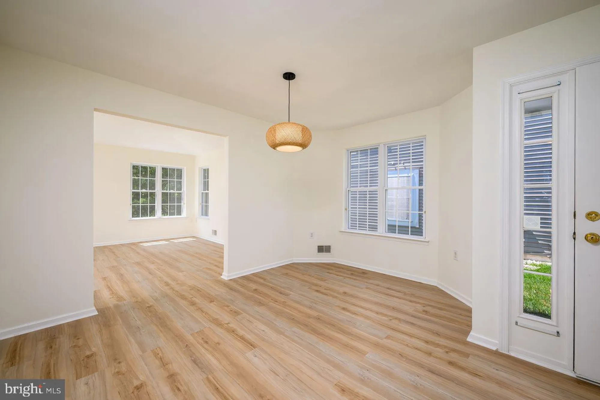 Property Slideshow image 31 of 51 | 4 penny ln, Jackson, NJ, 08527