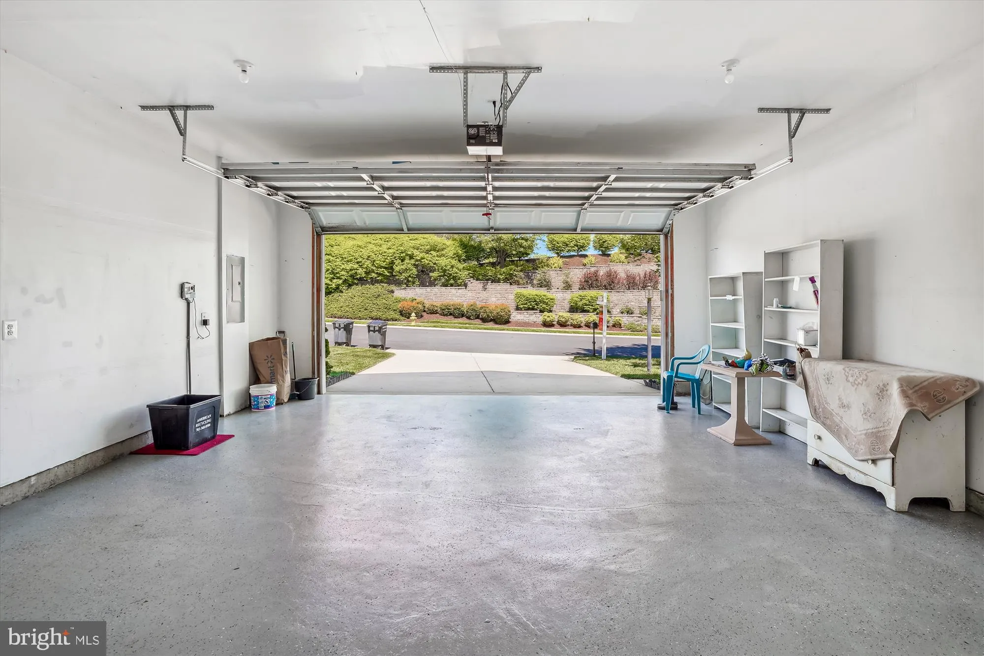 Property Slideshow image 6 of 25 | 16529 sparkling brook loop, Dumfries, VA, 22025