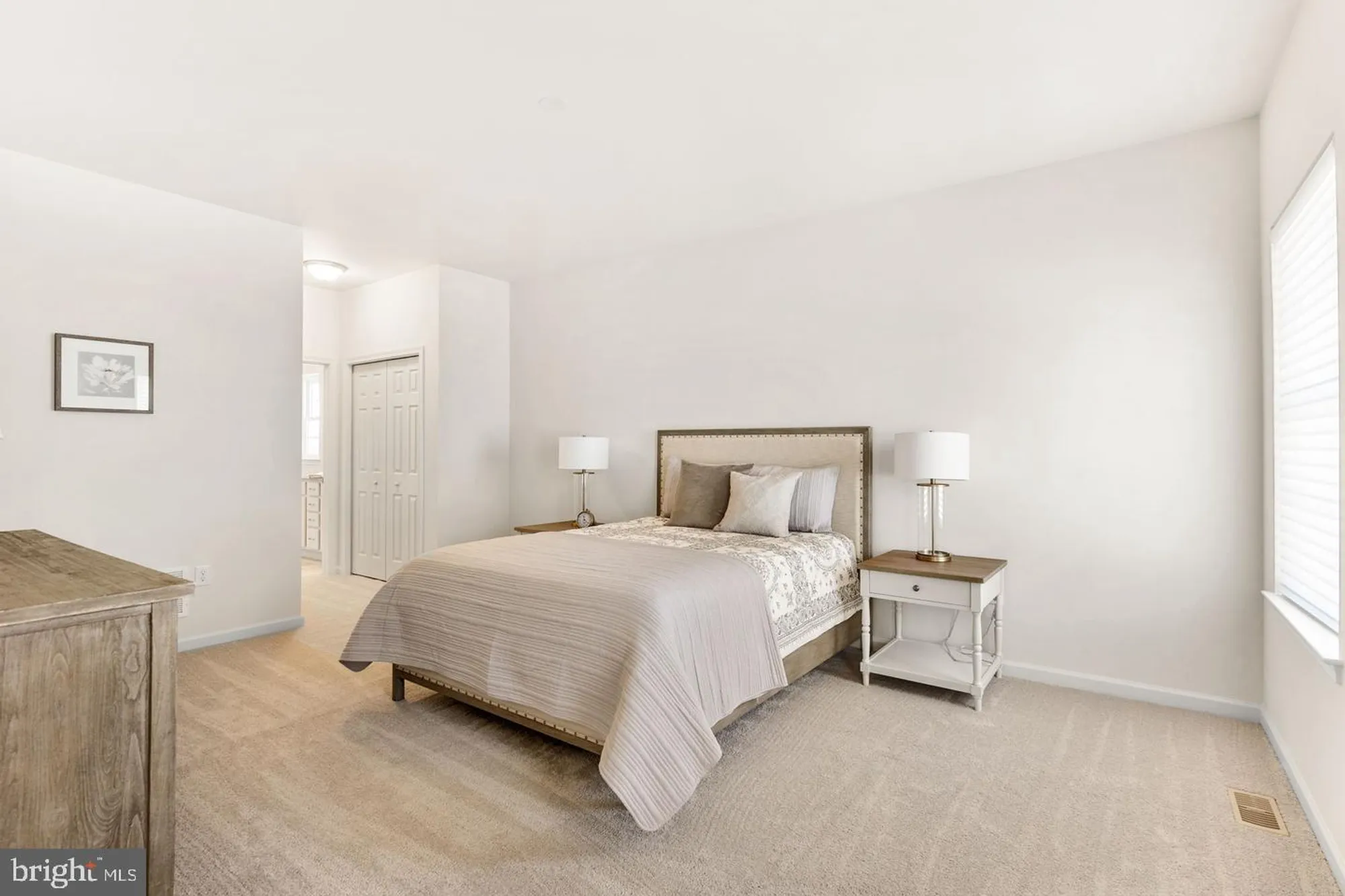 Property Slideshow image 16 of 31 | 2647 baltimore pike, Oxford, PA, 19363