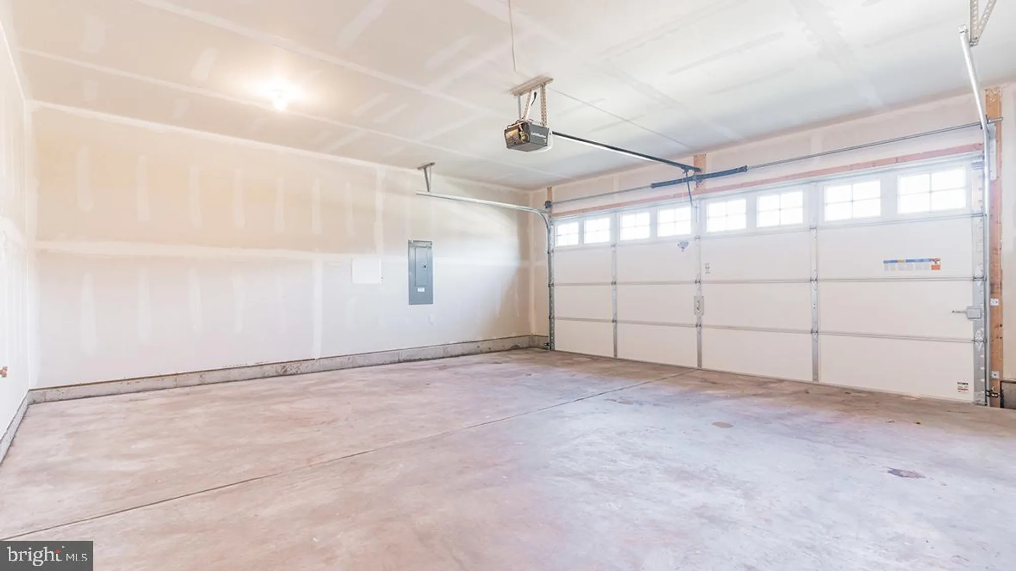 Property Slideshow image 17 of 22 | 302 haven dr, Pottstown, PA, 19464