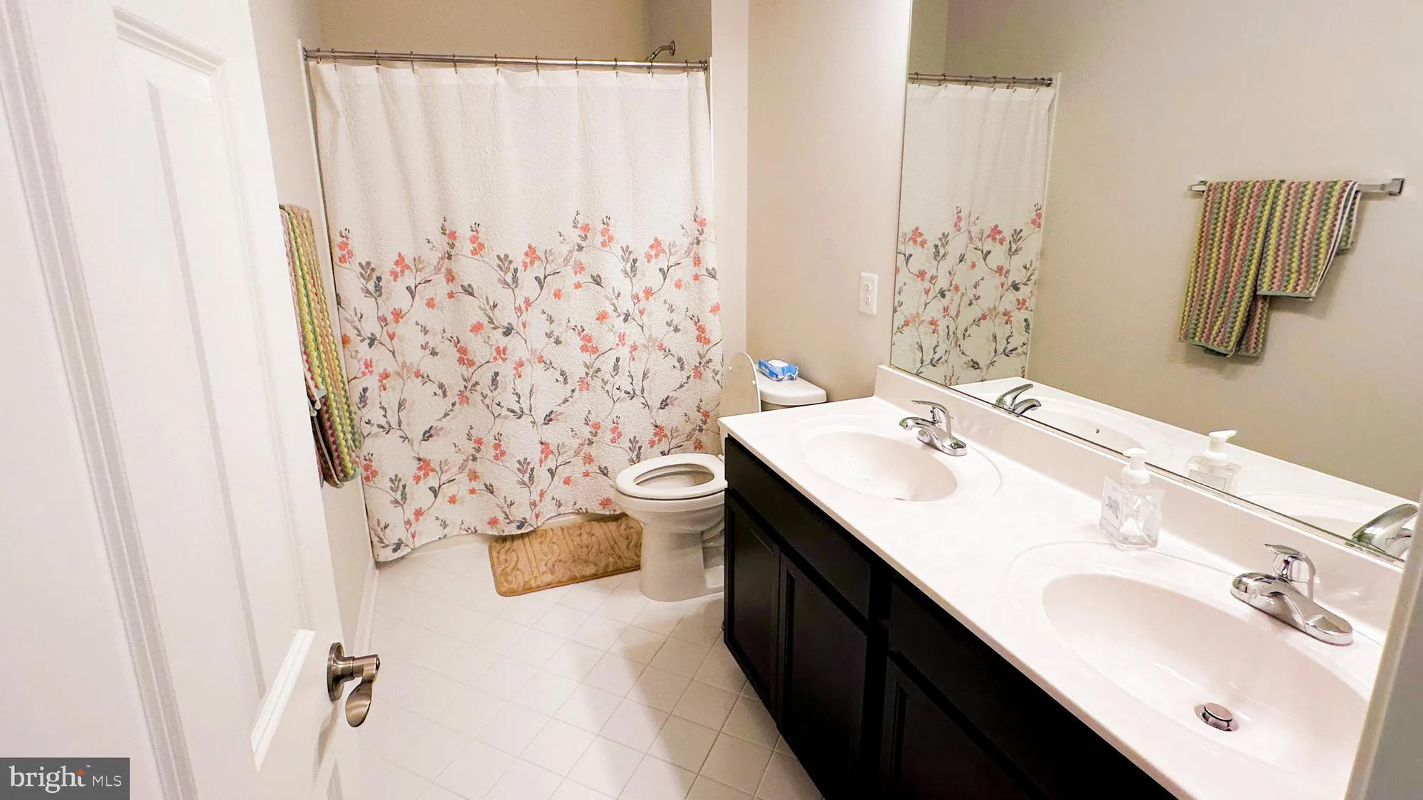 Property Slideshow image 21 of 30 | 18989 coral reef sq, Leesburg, VA, 20176