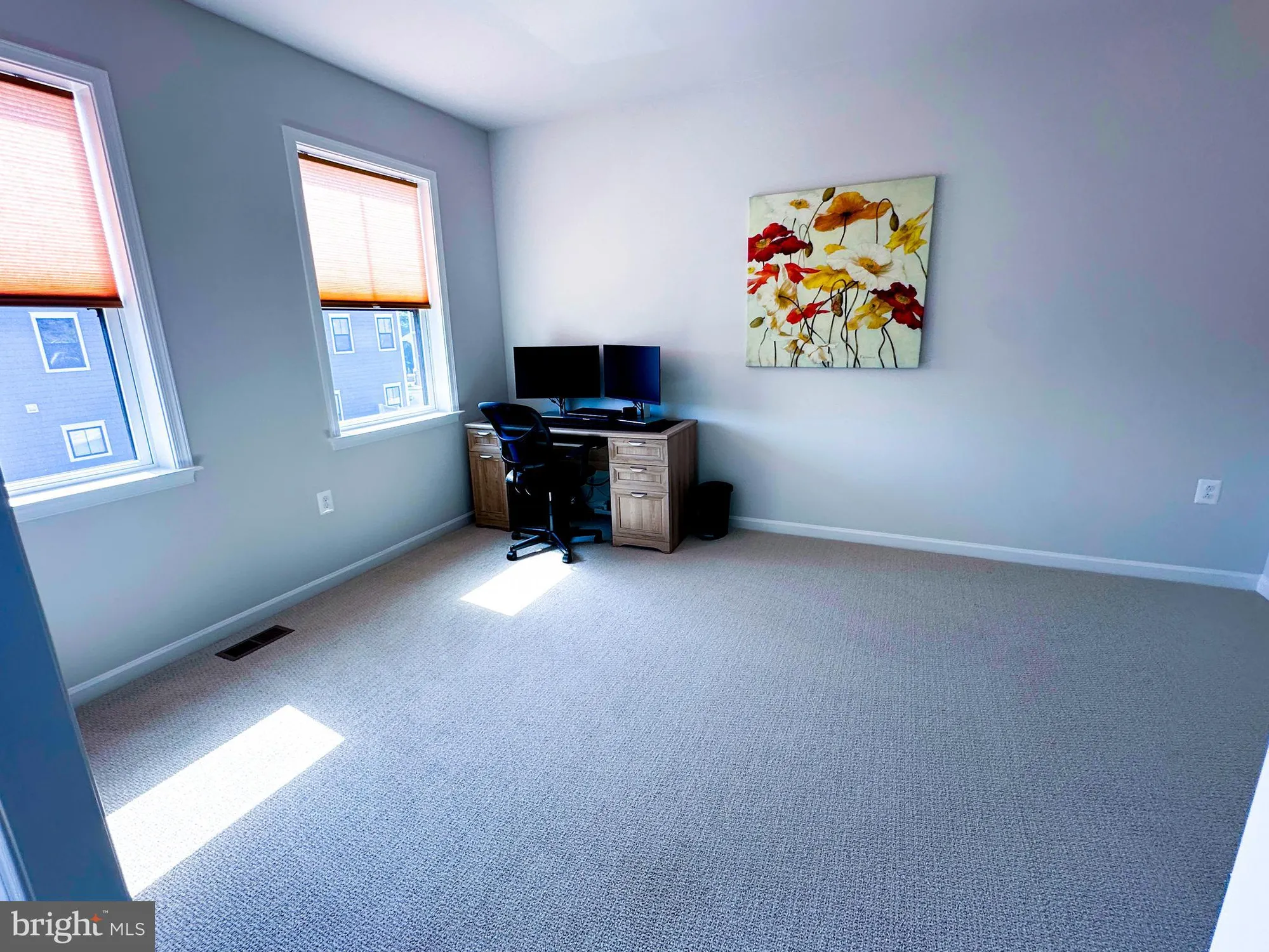 Property Slideshow image 23 of 30 | 18989 coral reef sq, Leesburg, VA, 20176