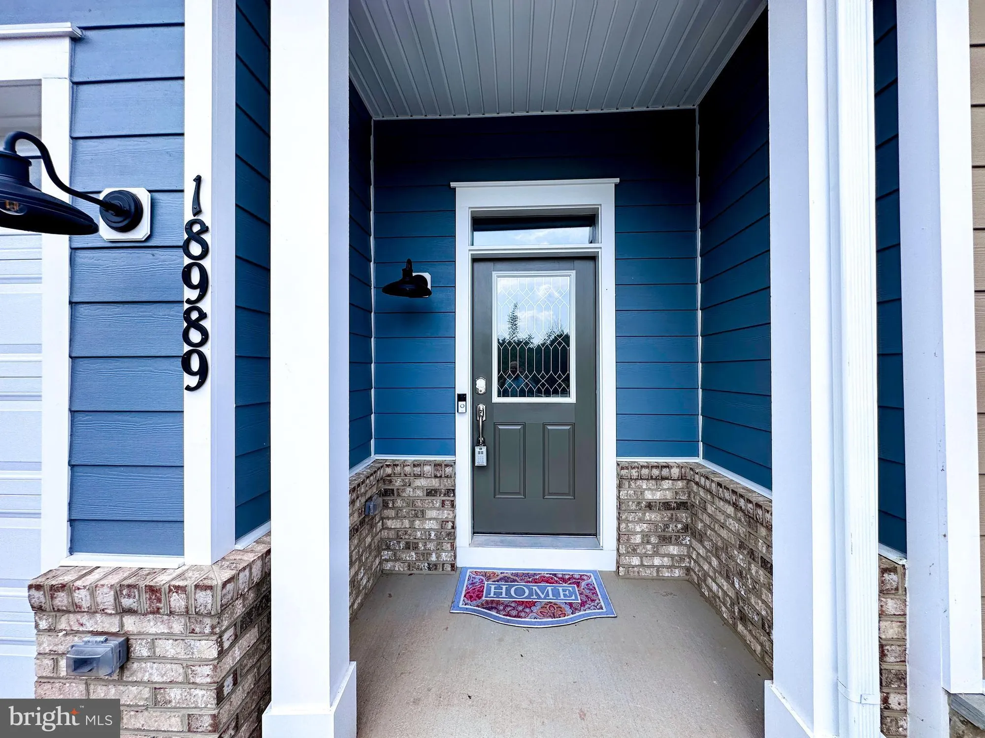 Property Slideshow image 4 of 30 | 18989 coral reef sq, Leesburg, VA, 20176