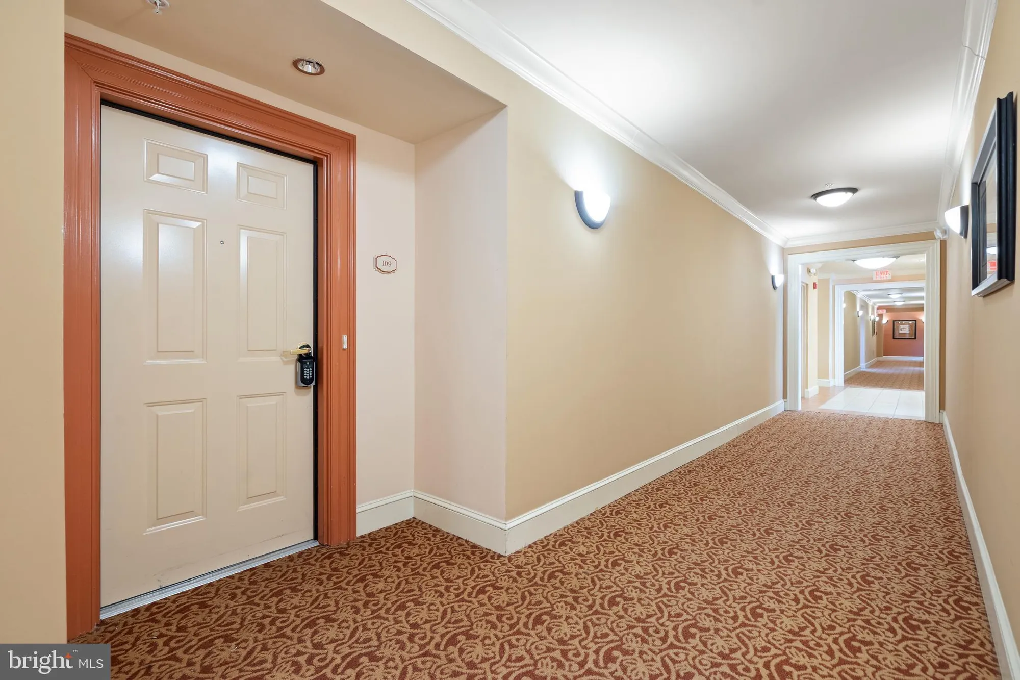 Property Slideshow image 21 of 30 | 6704 holly farm ln unit 109, Warrenton, VA, 20187