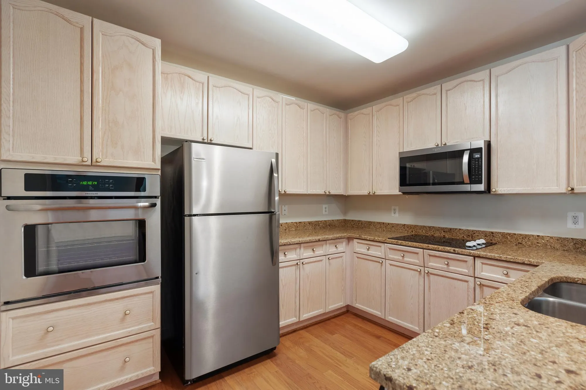 Property Slideshow image 7 of 30 | 6704 holly farm ln unit 109, Warrenton, VA, 20187
