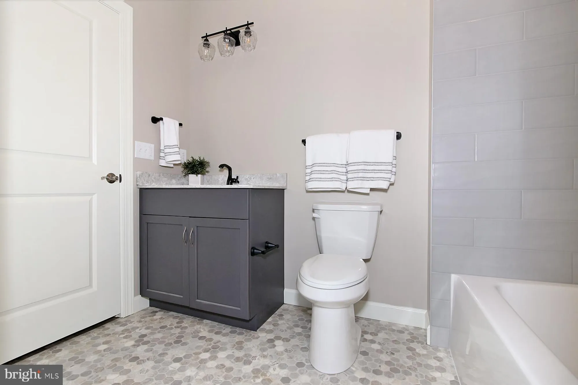 Property Slideshow image 26 of 36 | 108 allwein dr, Lebanon, PA, 17042