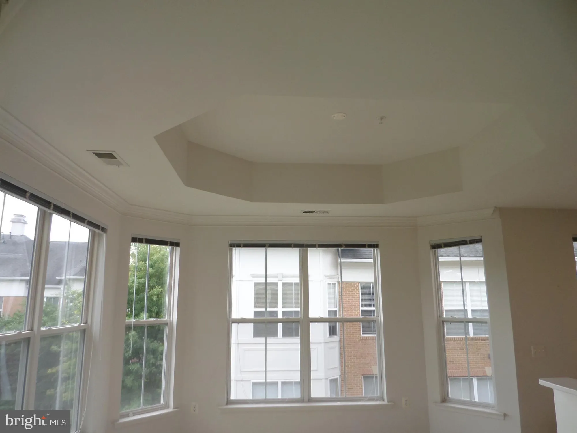 Property Slideshow image 31 of 50 | 8600 liberty trl unit 303, Manassas, VA, 20110