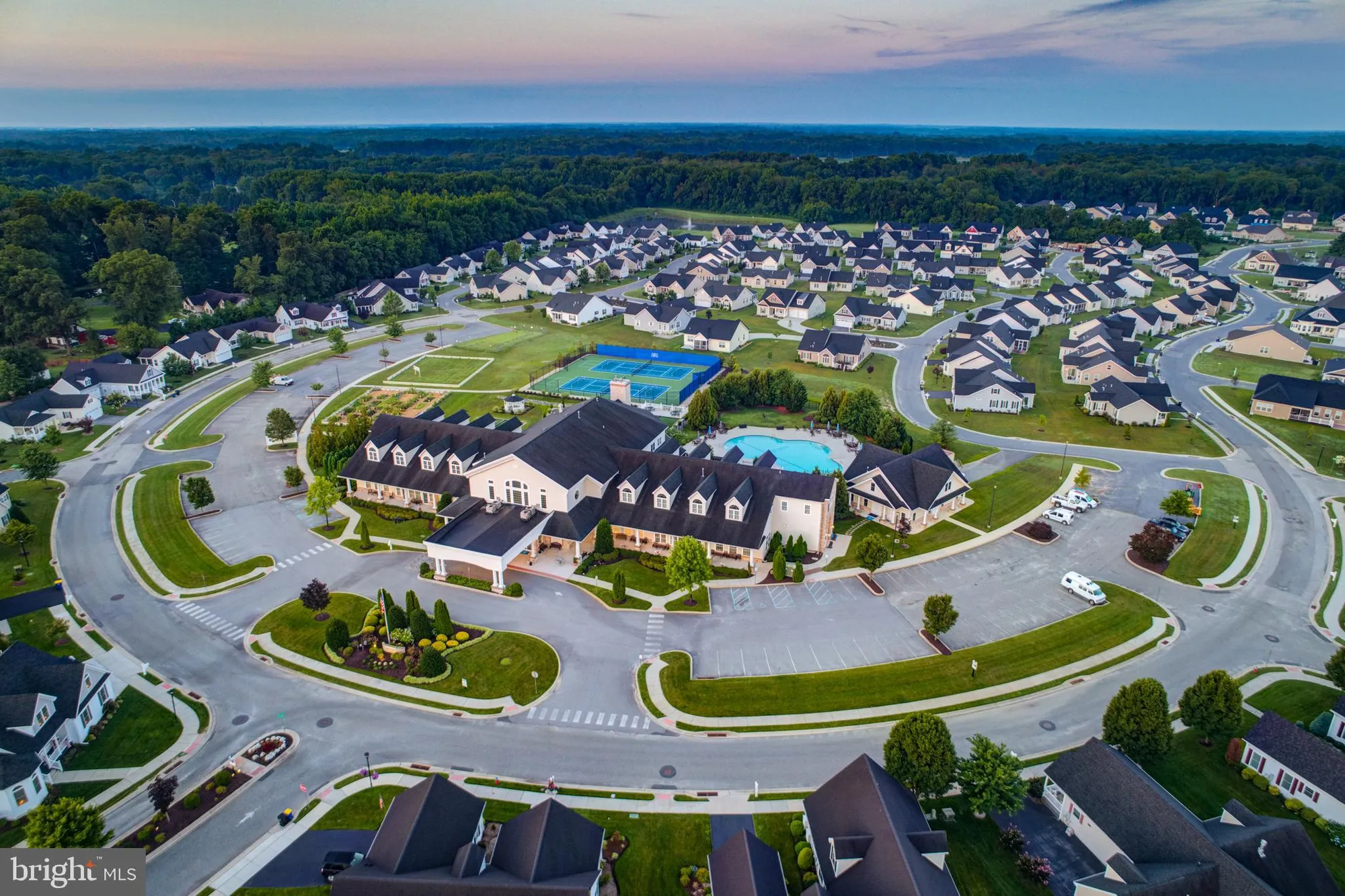 Property Slideshow image 19 of 26 | 809 resort blvd, Dover, DE, 19904