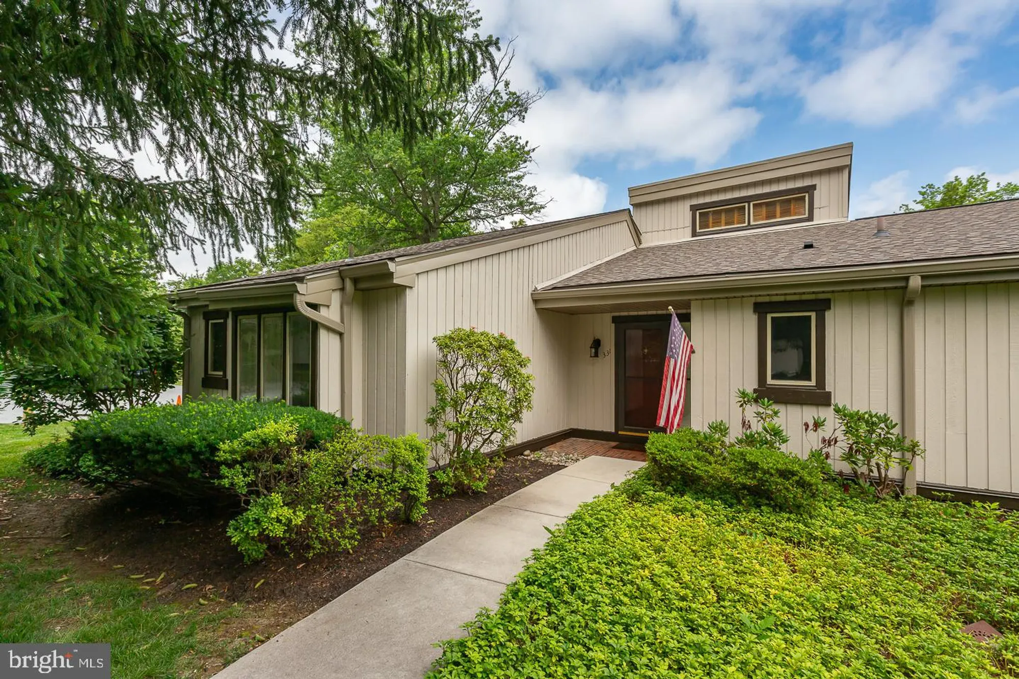 Property Slideshow image 3 of 43 | 331 devon way # 331, West Chester, PA, 19380