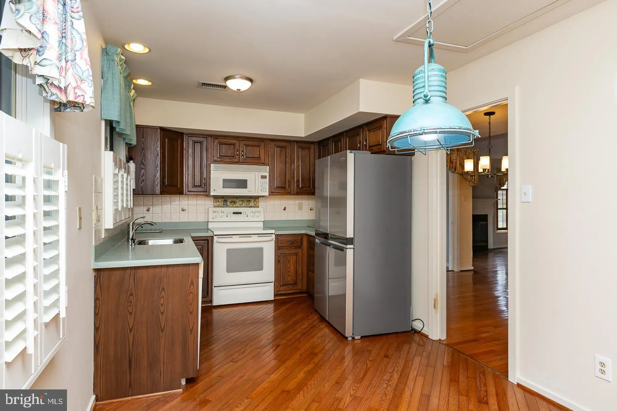 Property Slideshow image 14 of 43 | 331 devon way # 331, West Chester, PA, 19380