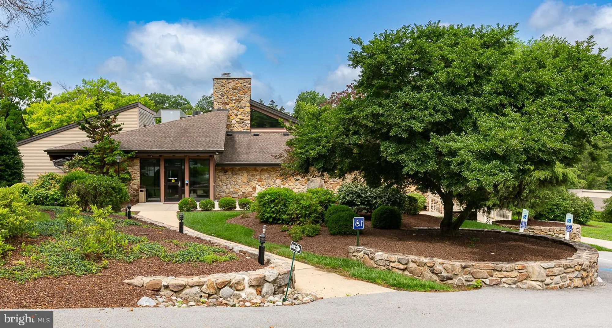 Property Slideshow image 38 of 43 | 331 devon way # 331, West Chester, PA, 19380