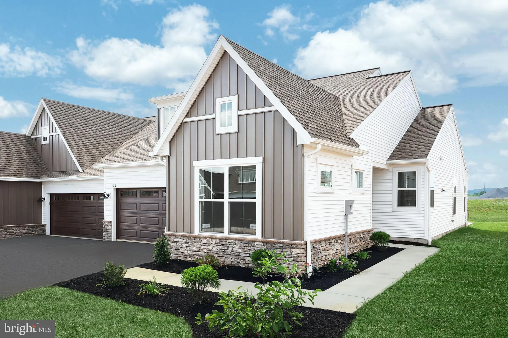 Property Slideshow image 2 of 21 | 513 stone gate blvd, Annville, PA, 17003