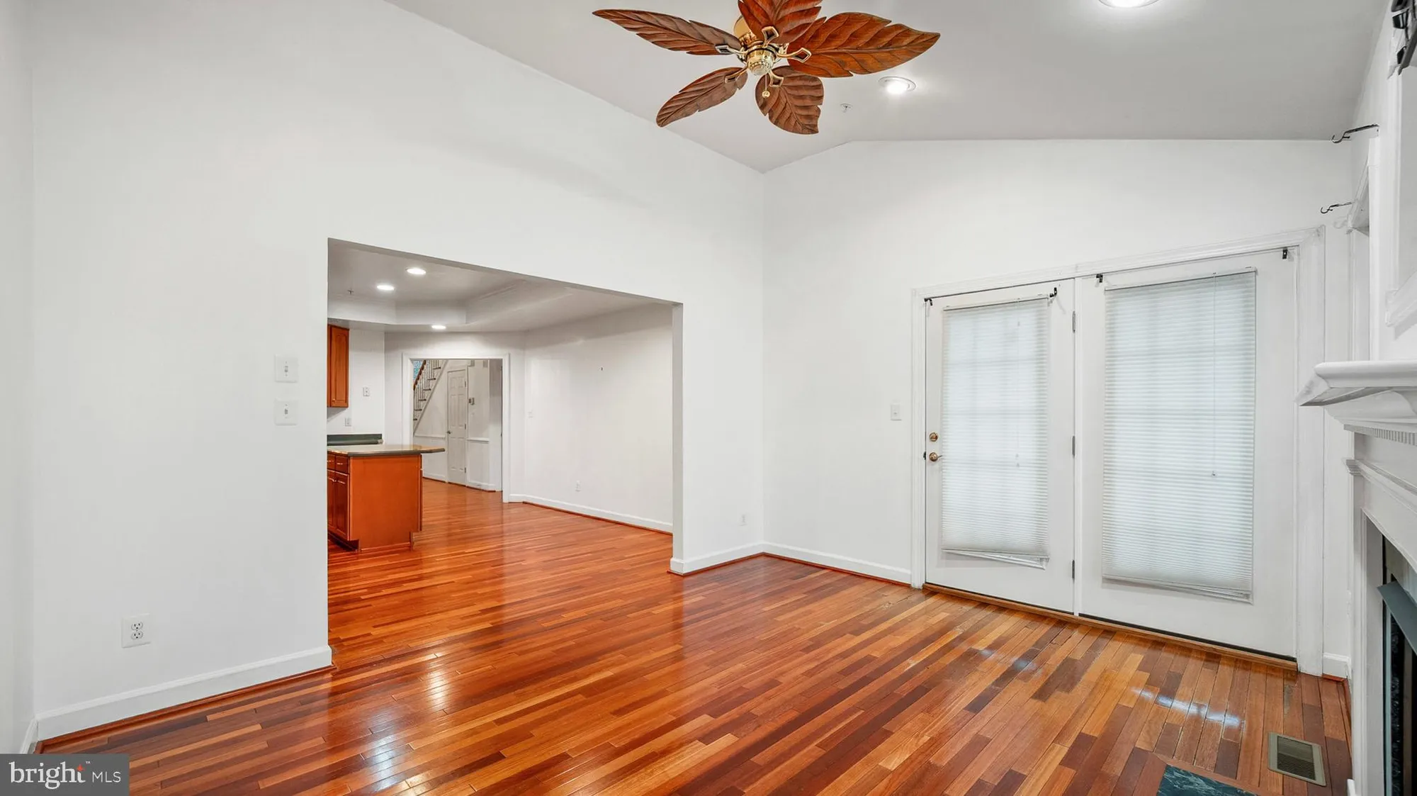 Property Slideshow image 17 of 35 | 8523 snowreath rd # 8523, Baltimore, MD, 21208