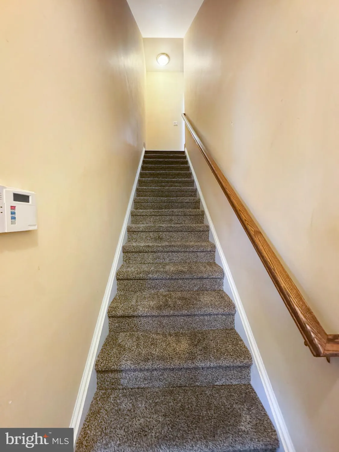 Property Slideshow image 2 of 20 | 2413 sentry ct, Norristown, PA, 19401