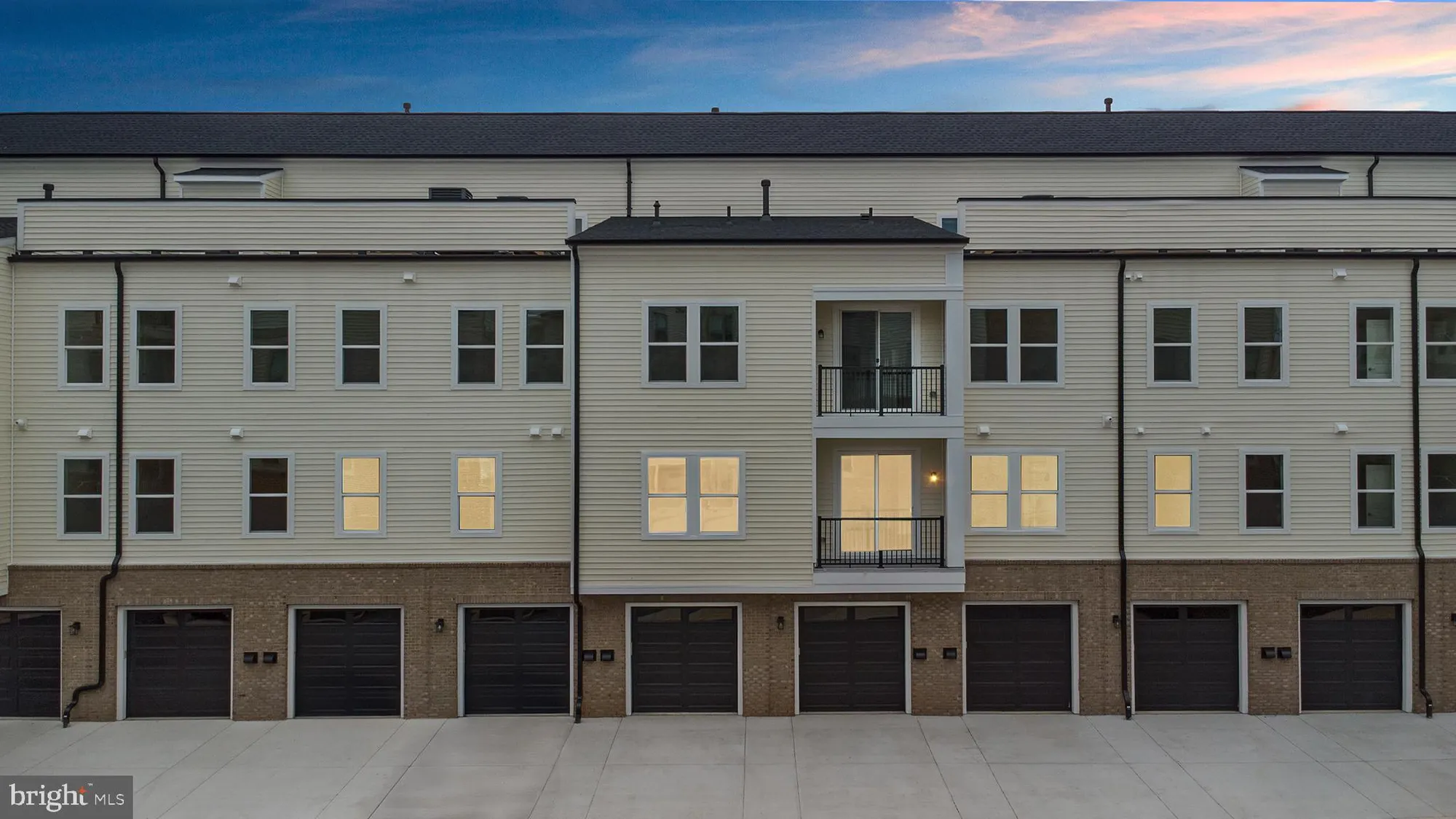 Property Slideshow image 27 of 28 | 23640 bolton crescent ter # 13-204, Ashburn, VA, 20148