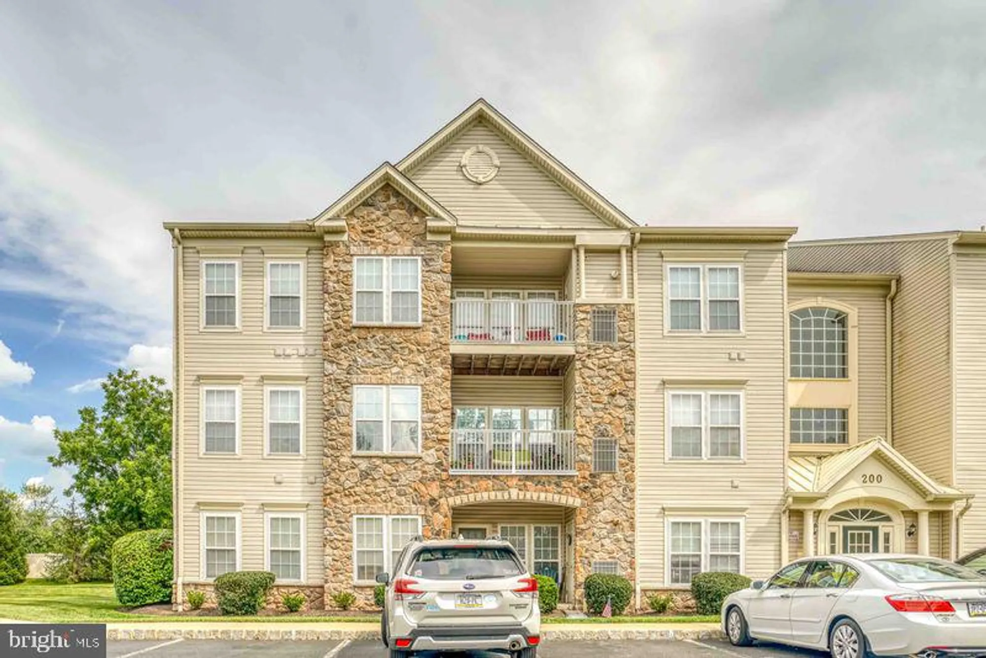 Property Slideshow image 1 of 42 | 200 beech blvd apt 301, Warrington, PA, 18976