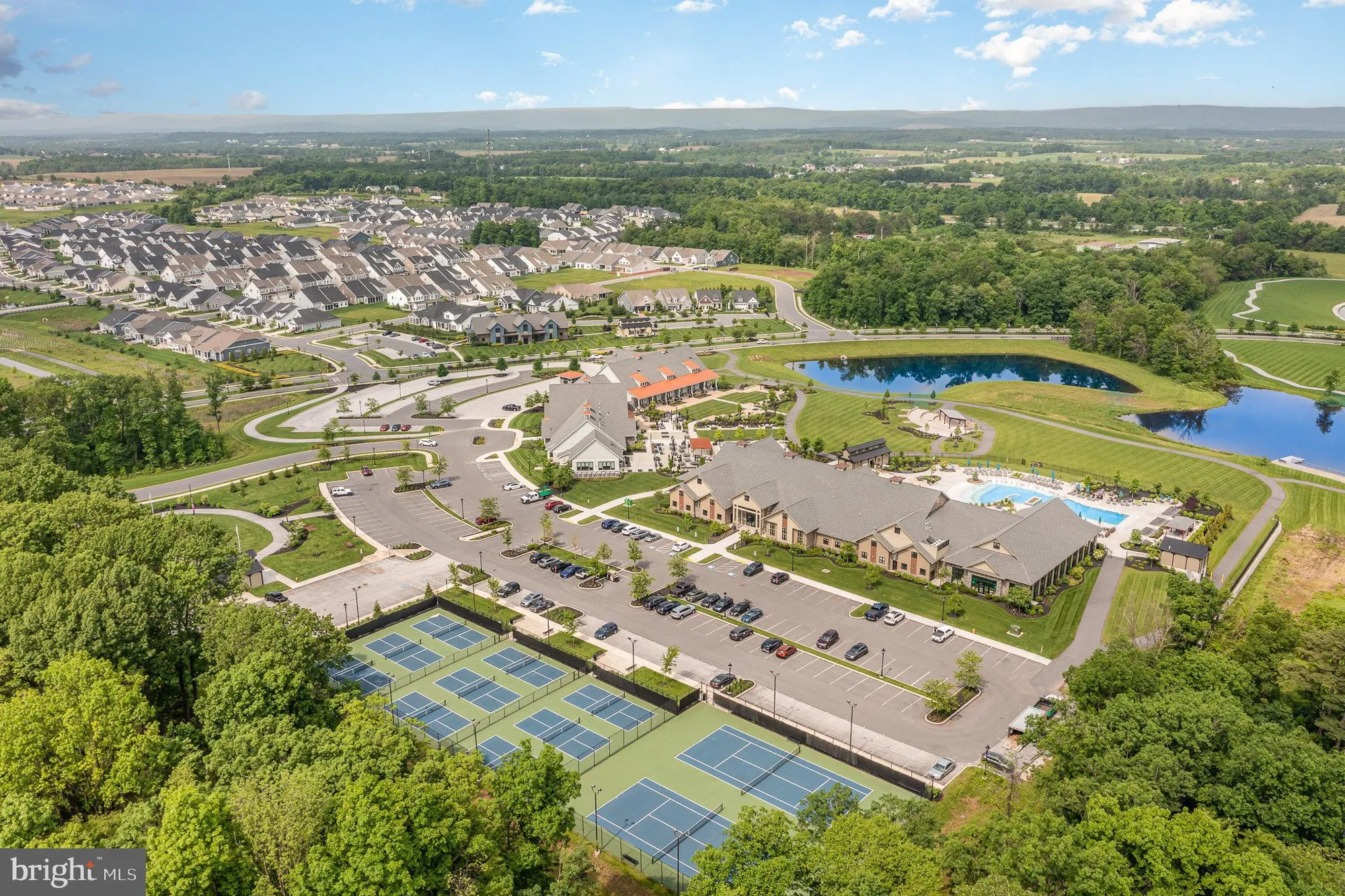 Property Slideshow image 56 of 58 | 318 rustic wood dr, Gettysburg, PA, 17325