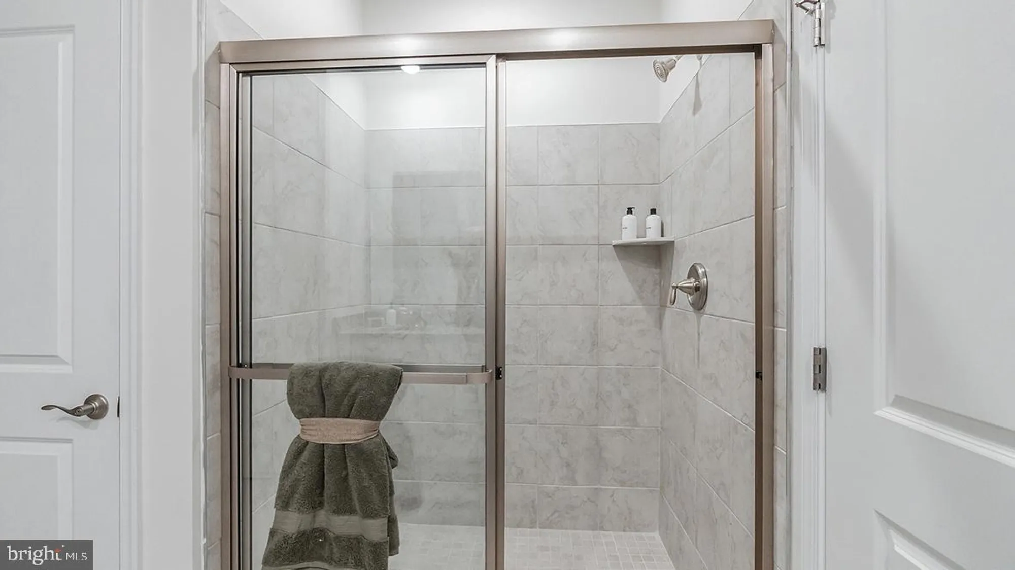 Property Slideshow image 8 of 13 | 118 elderberry way, Gettysburg, PA, 17325