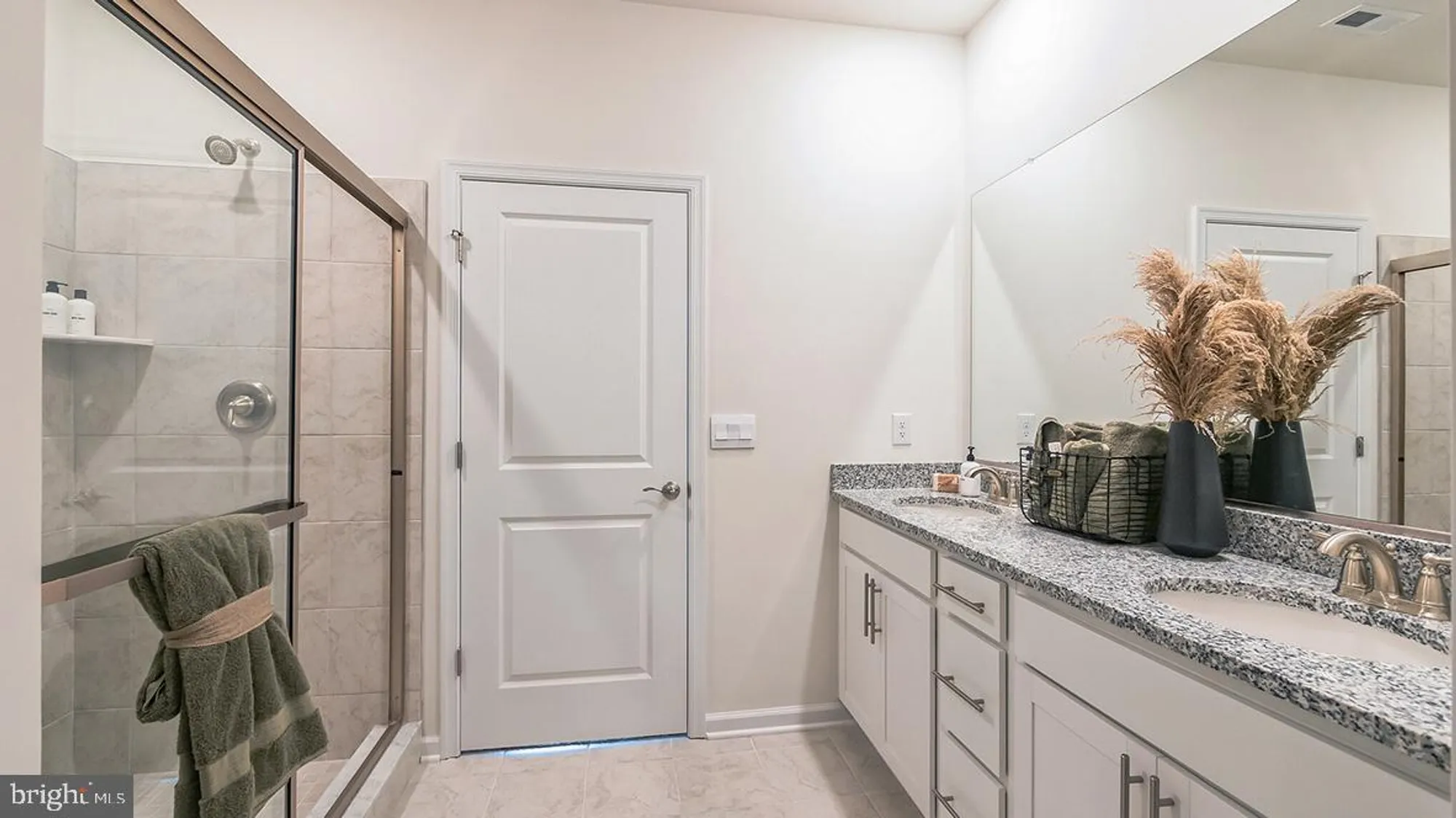 Property Slideshow image 9 of 13 | 118 elderberry way, Gettysburg, PA, 17325