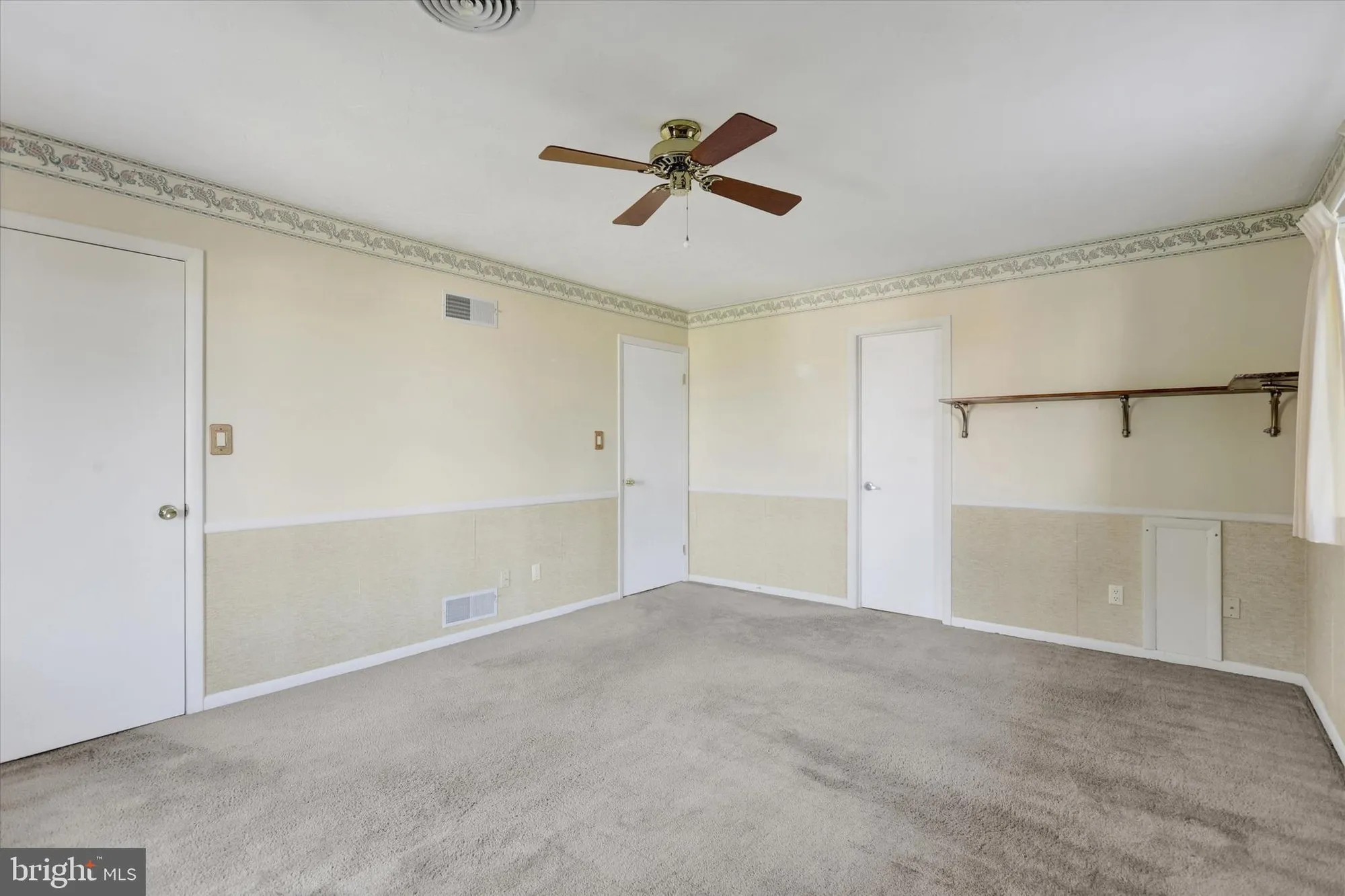Property Slideshow image 16 of 26 | 5860 fairway dr w apt 4, Fayetteville, PA, 17222