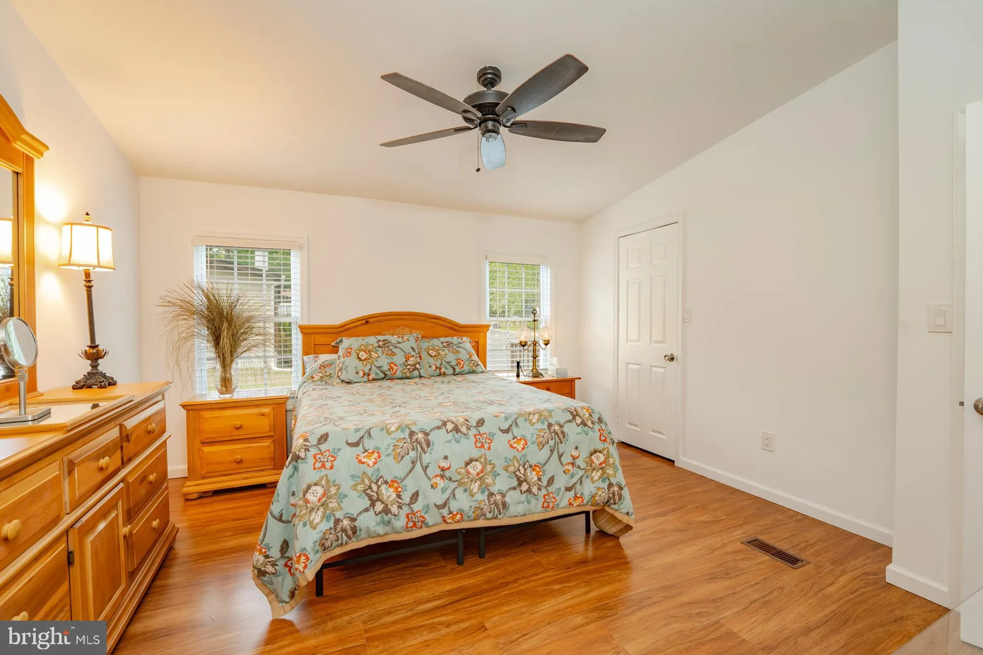 Property Slideshow image 20 of 60 | 24 holly ct, Mays Landing, NJ, 08330