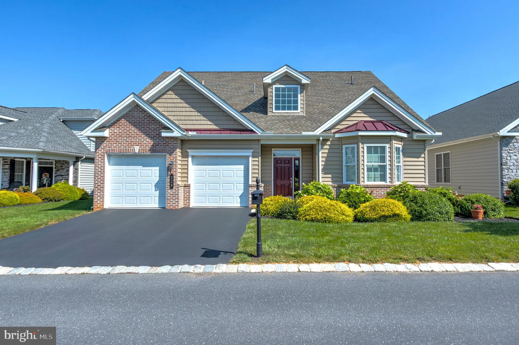 Property Slideshow image 31 of 34 | 228 loyal dr, Mechanicsburg, PA, 17050