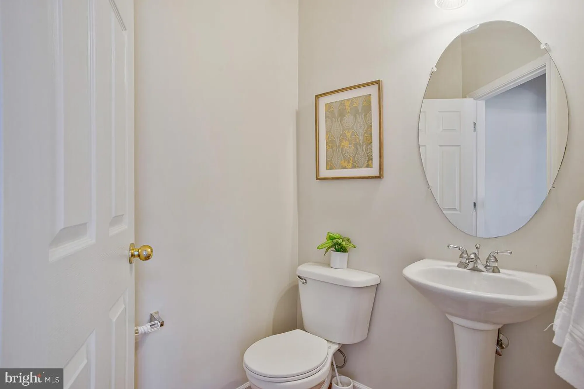 Property Slideshow image 18 of 75 | 8861 shining oceans way 27, Columbia, MD, 21045