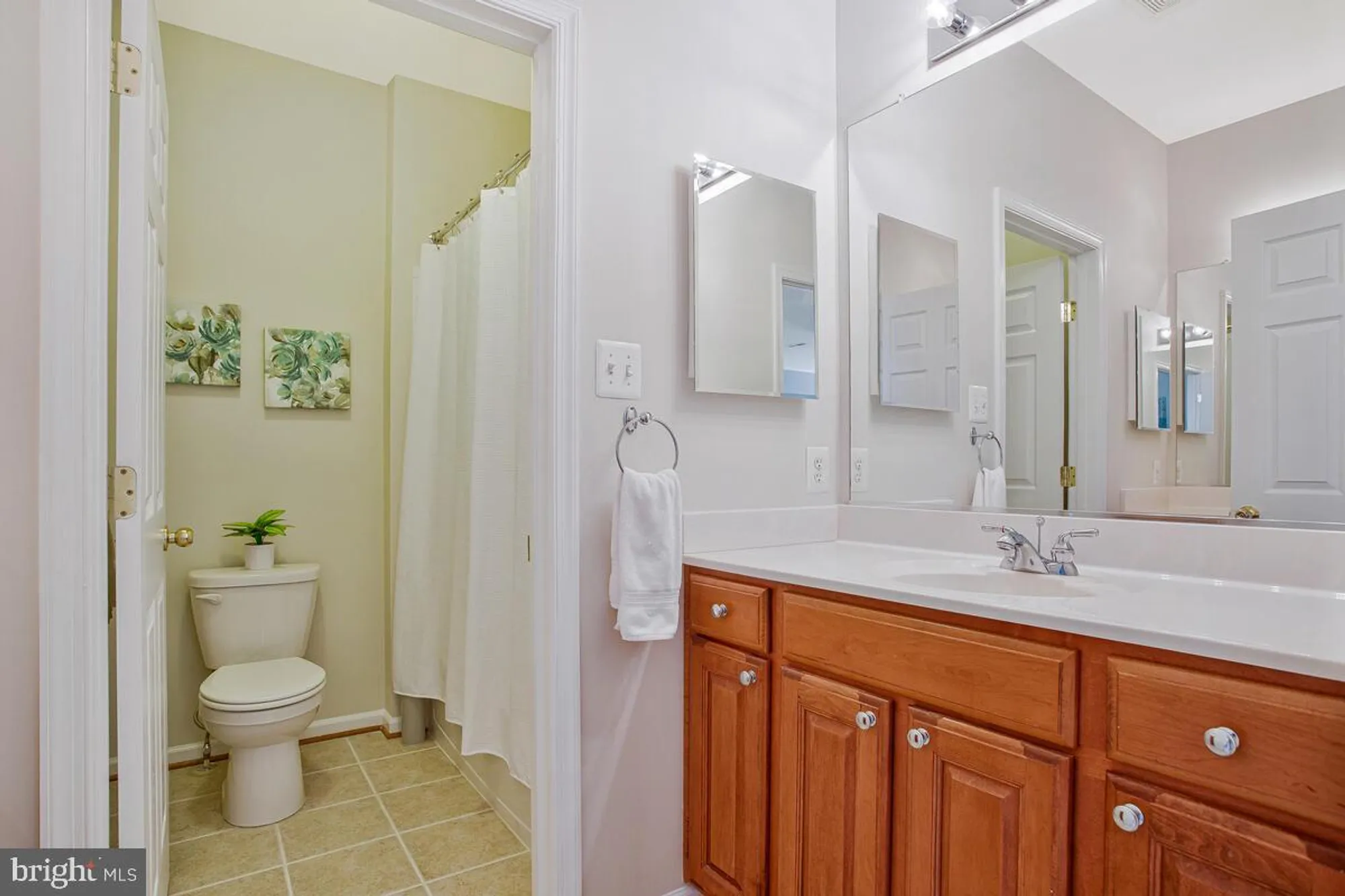 Property Slideshow image 34 of 75 | 8861 shining oceans way 27, Columbia, MD, 21045