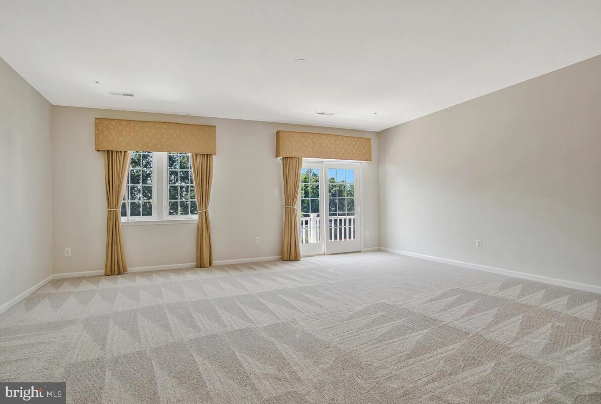 Property Slideshow image 37 of 75 | 8861 shining oceans way 27, Columbia, MD, 21045