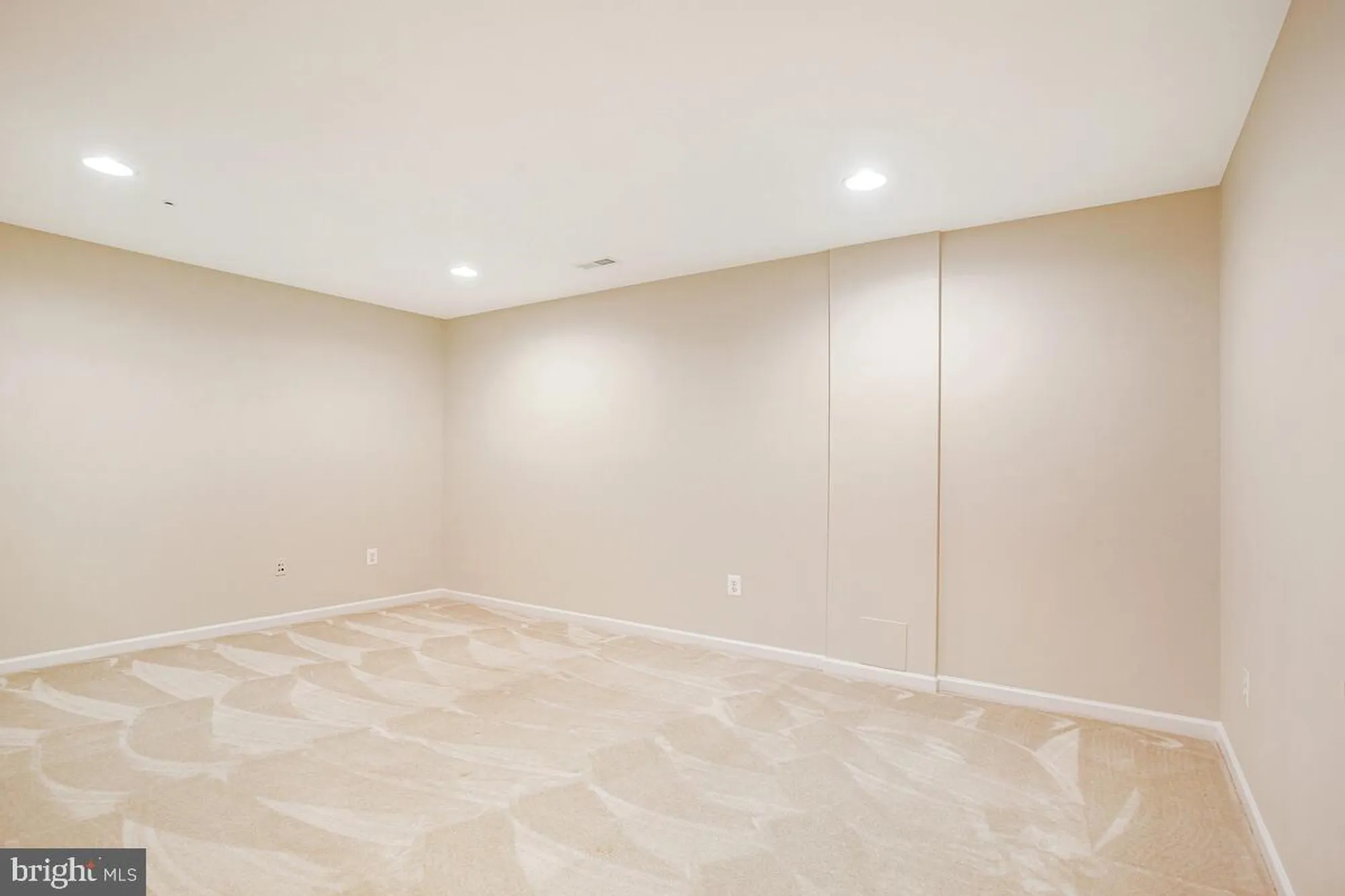 Property Slideshow image 48 of 75 | 8861 shining oceans way 27, Columbia, MD, 21045