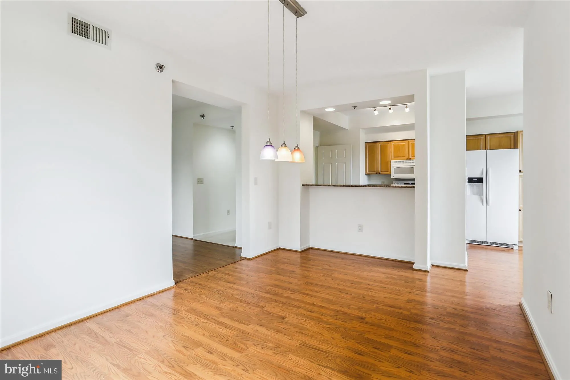 Property Slideshow image 14 of 35 | 3005 s leisure world blvd 421, Silver Spring, MD, 20906