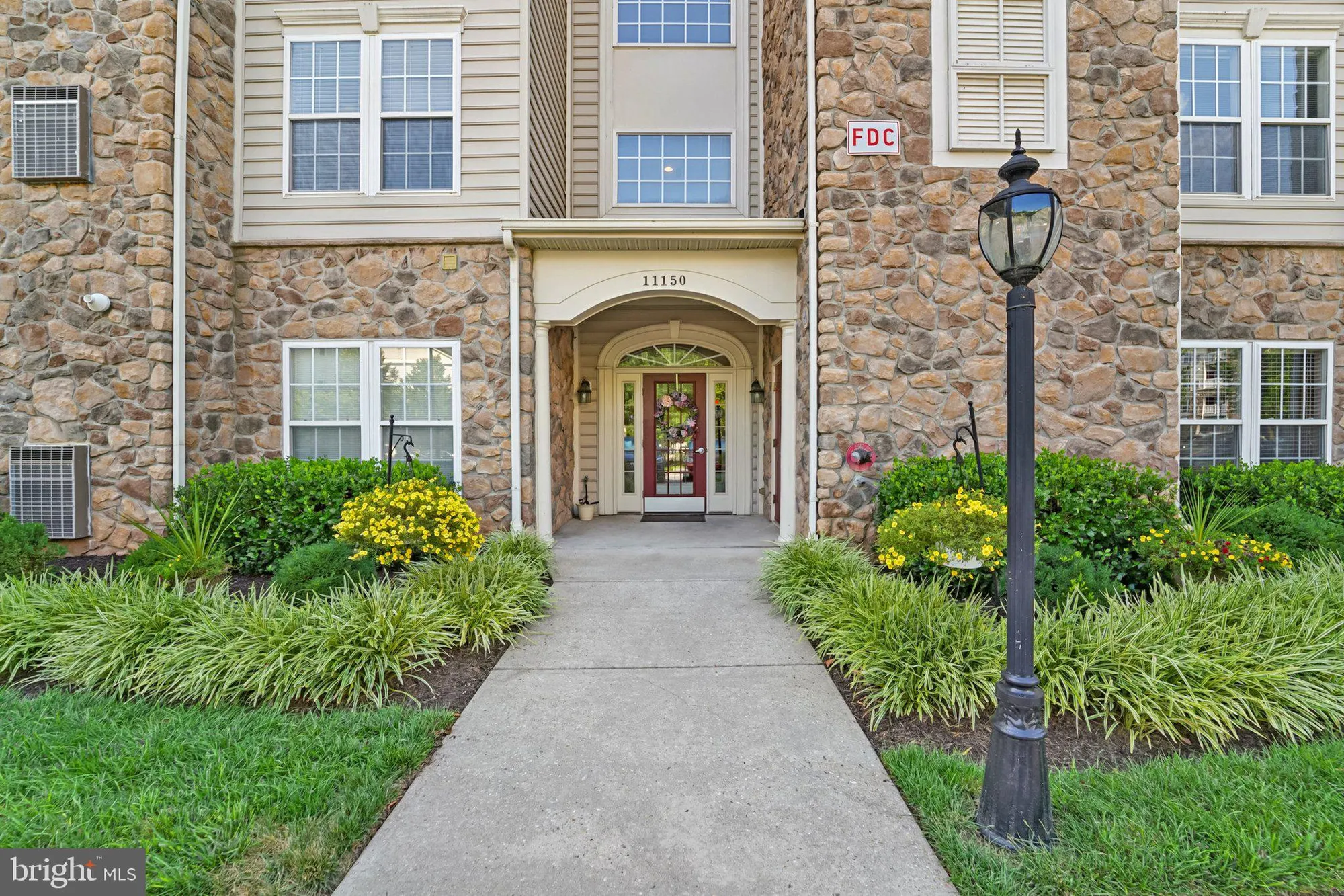 Property Slideshow image 1 of 38 | 11150 chambers ct h, Woodstock, MD, 21163
