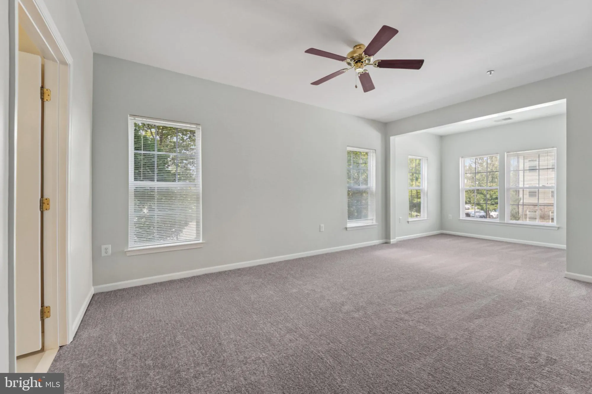 Property Slideshow image 20 of 38 | 11150 chambers ct h, Woodstock, MD, 21163