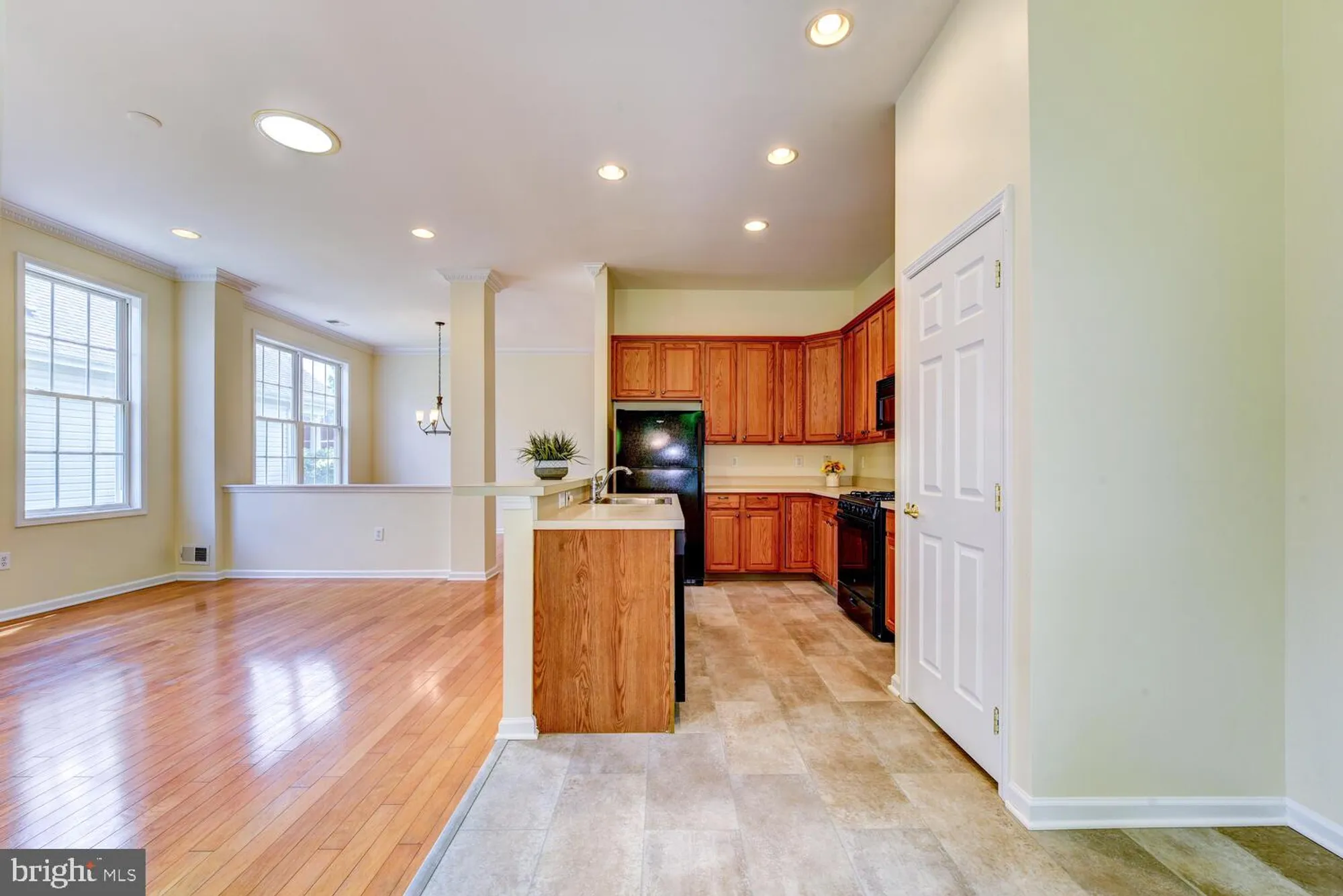 Property Slideshow image 22 of 57 | 5 trowbridge ln, Cranbury, NJ, 08512