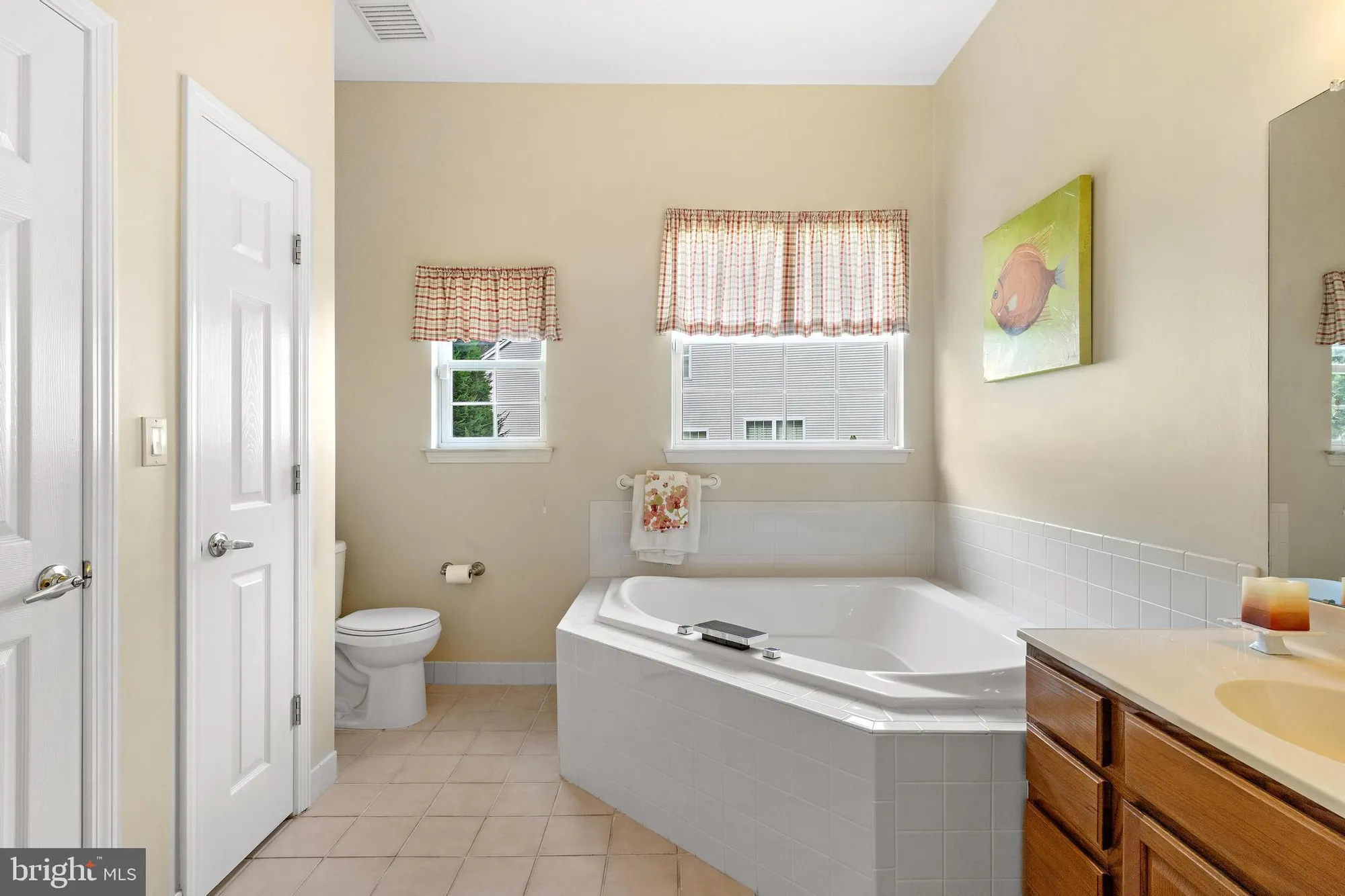 Property Slideshow image 30 of 39 | 101 golf view dr, Little Egg Harbor Twp, NJ, 08087