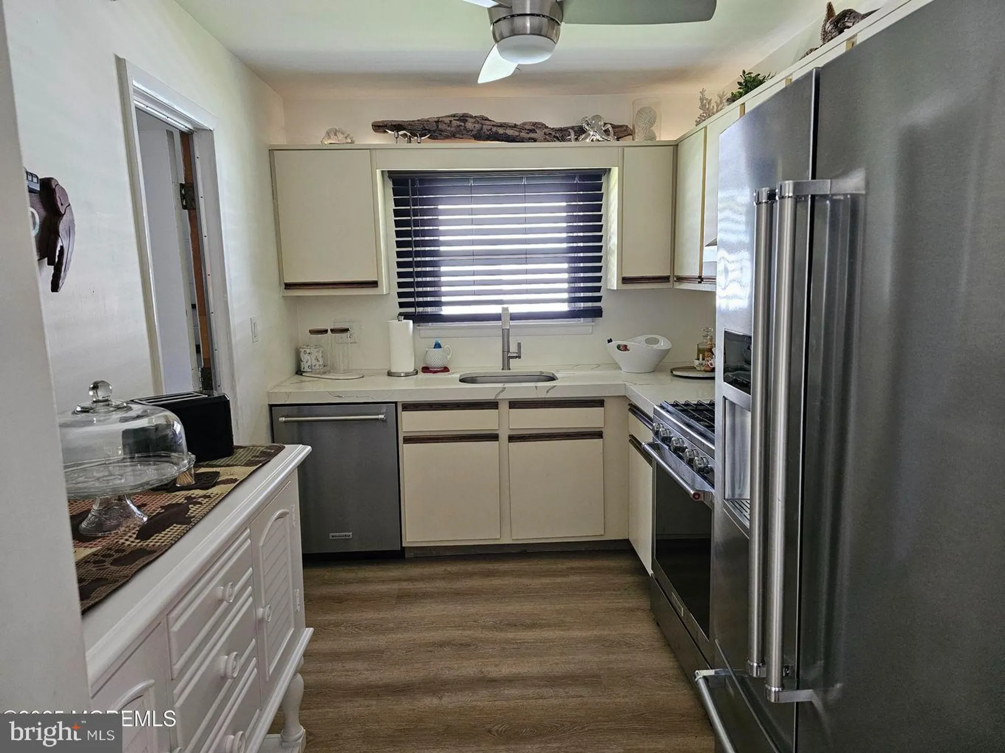 Property Slideshow image 8 of 30 | 14 marquis st, Toms River, NJ, 08757