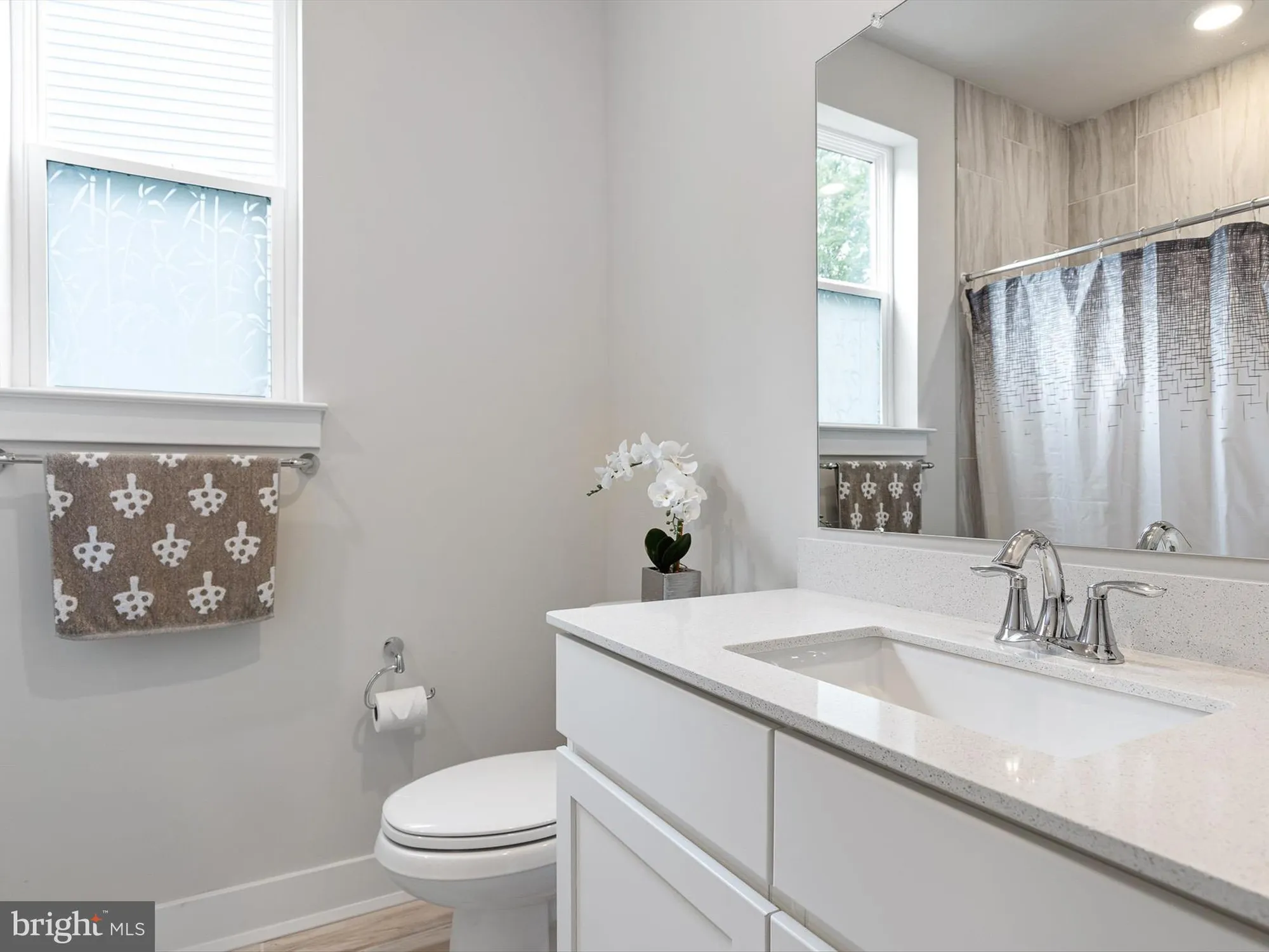 Property Slideshow image 25 of 28 | 632 mayfield falls dr, Newark, DE, 19702