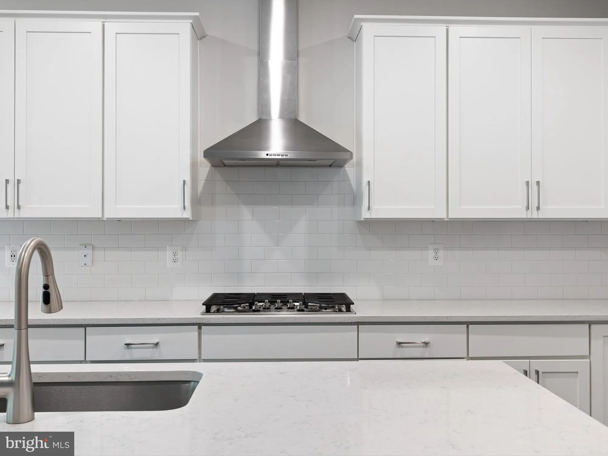 Property Slideshow image 4 of 28 | 632 mayfield falls dr, Newark, DE, 19702