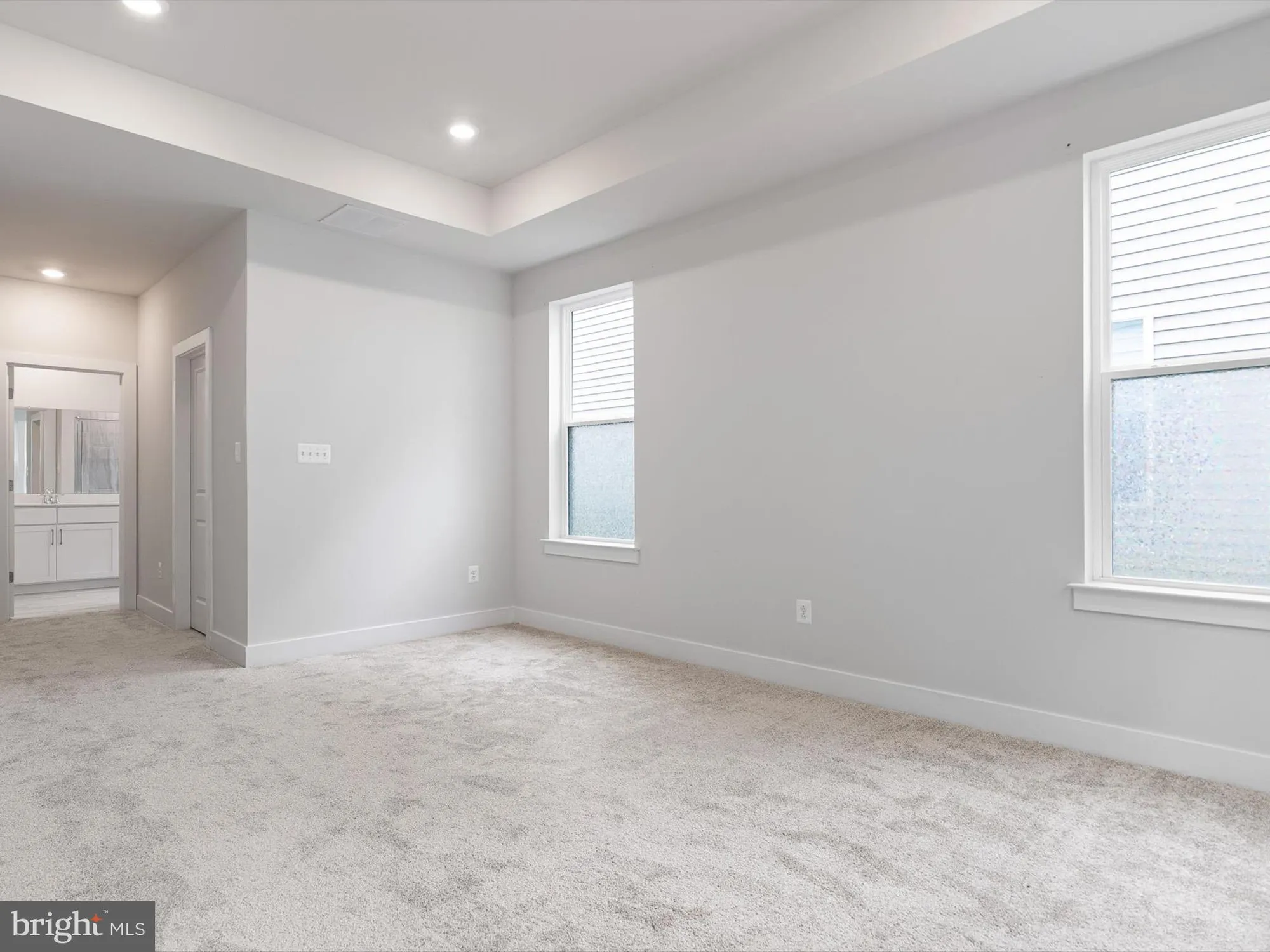 Property Slideshow image 20 of 28 | 632 mayfield falls dr, Newark, DE, 19702