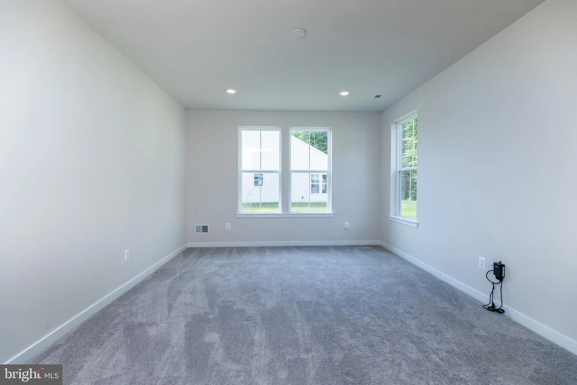 Property Slideshow image 23 of 36 | 679 mayfield falls dr, Newark, DE, 19702