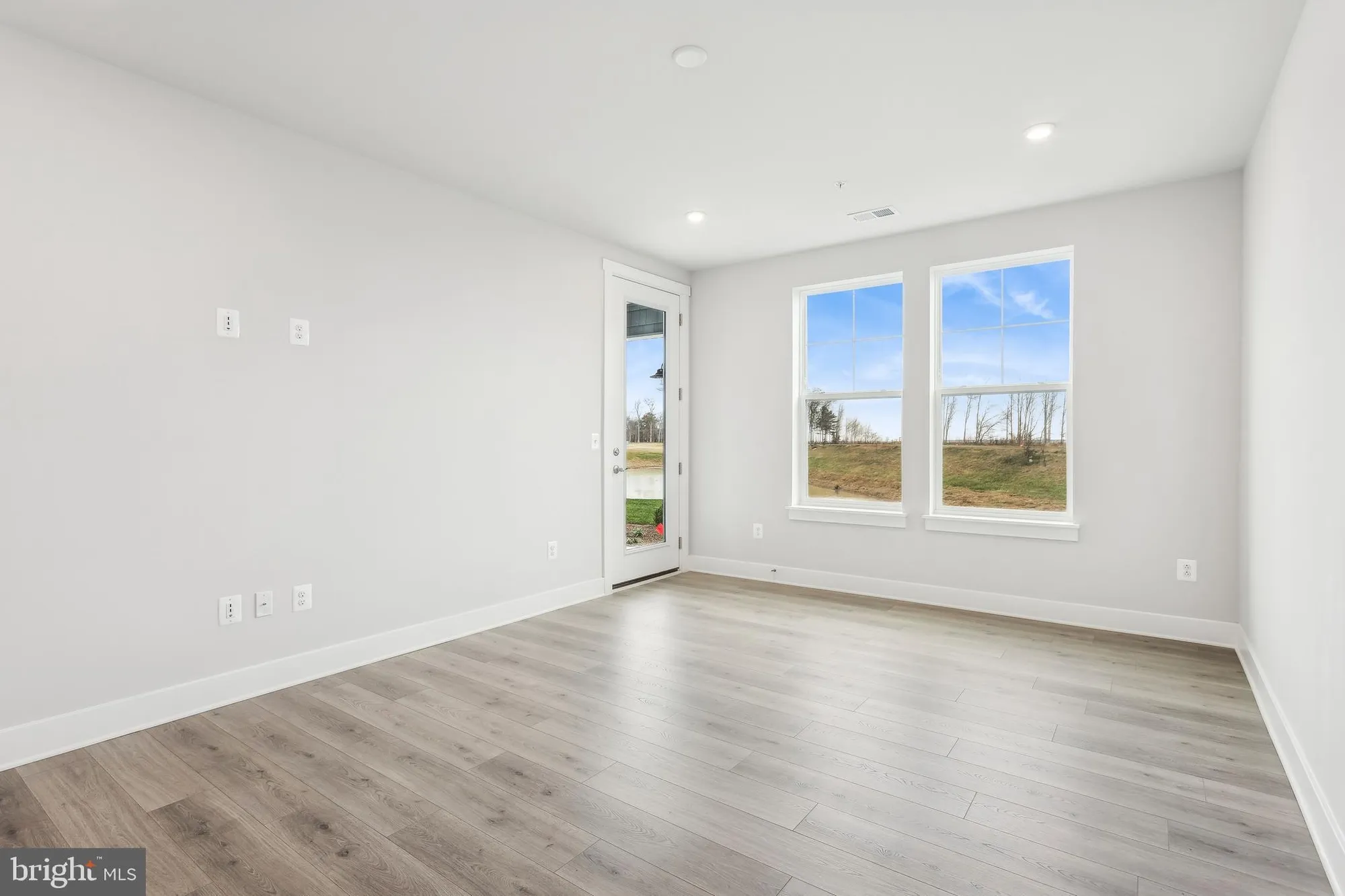 Property Slideshow image 41 of 73 | 630 warbler way 2212, Chester, MD, 21619