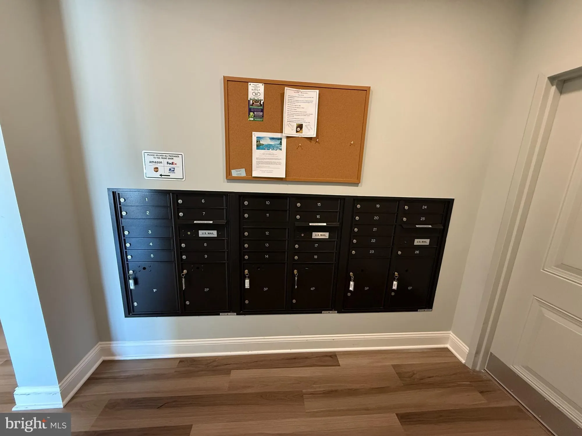 Property Slideshow image 31 of 41 | 13970 englefield dr unit 303, Woodbridge, VA, 22193