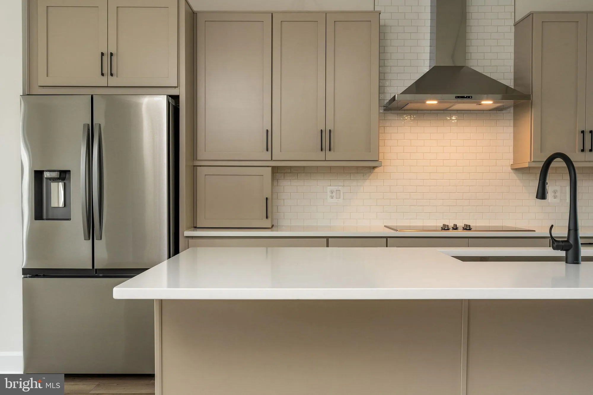 Property Slideshow image 5 of 18 | 645 angelfish way, Woodbridge, VA, 22191